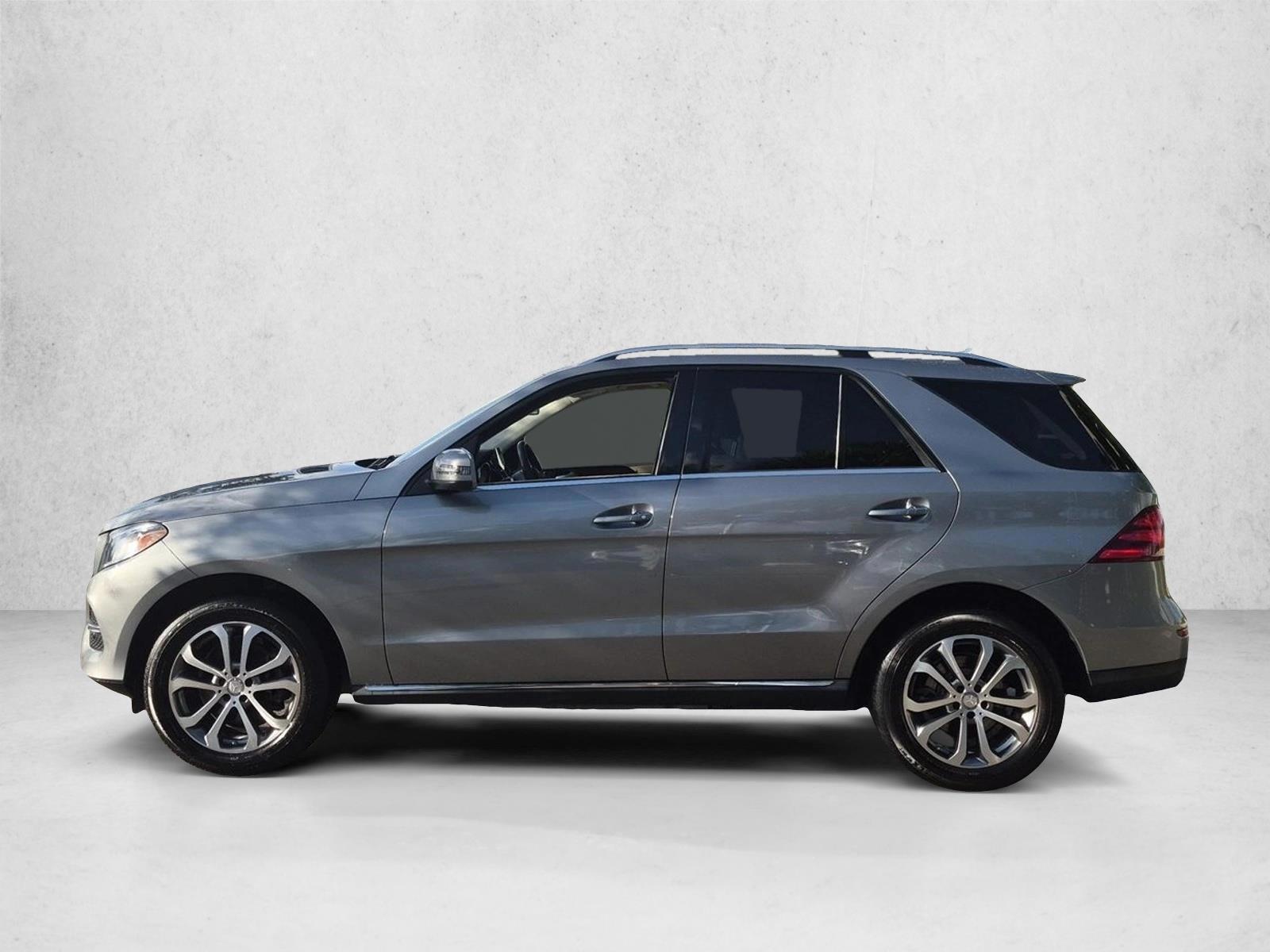 Thumbnail: 2016 Mercedes-Benz GLE - 2