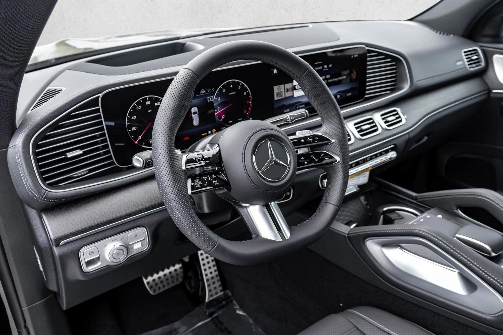 Thumbnail: 2026 Mercedes-Benz GLS - 3
