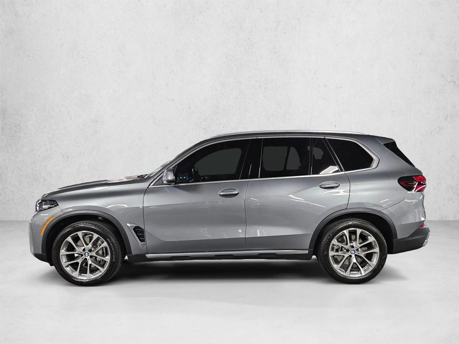 Thumbnail: 2024 BMW X5 - 2
