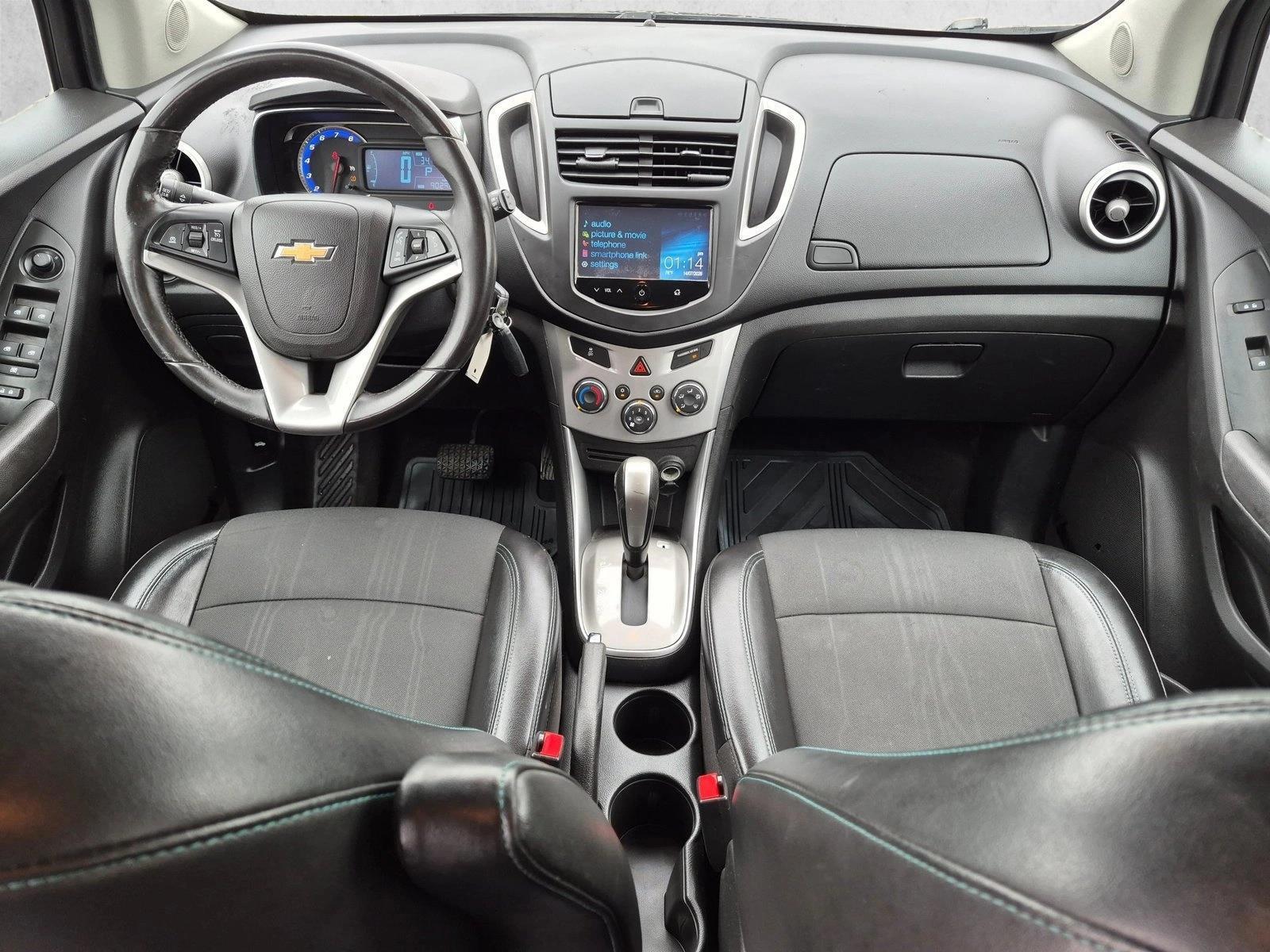 Thumbnail: 2016 Chevrolet Trax - 3