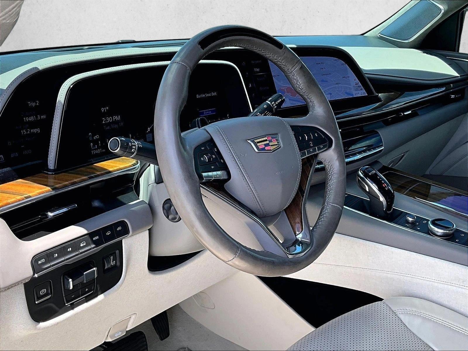 Thumbnail: 2024 Cadillac Escalade - 3