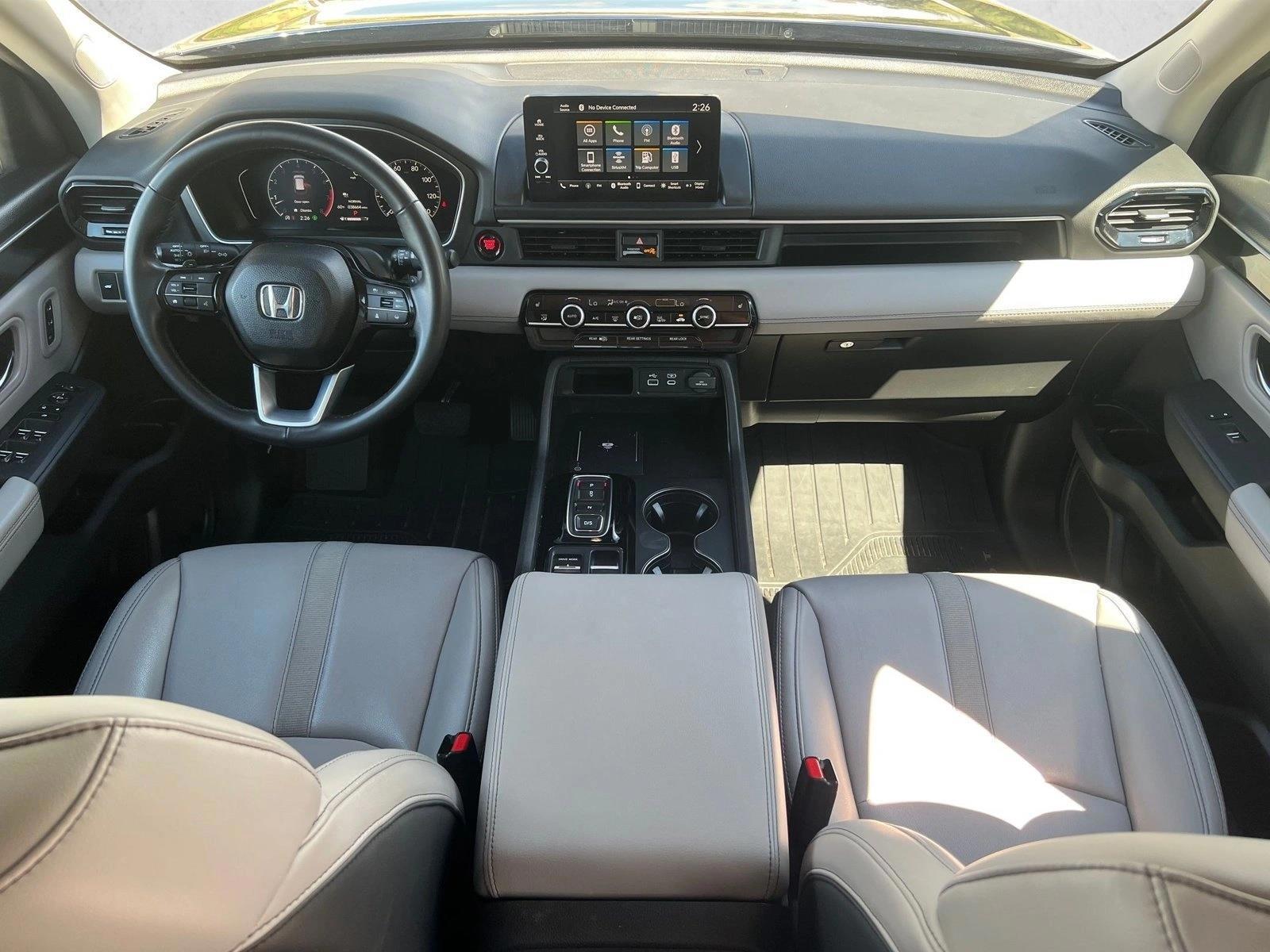 Thumbnail: 2023 Honda Pilot - 3