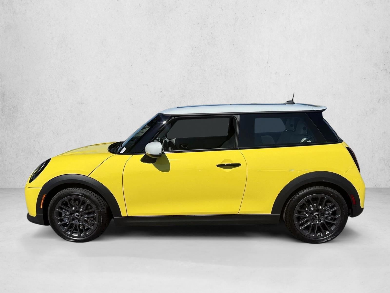 Thumbnail: 2027 MINI Cooper Hardtop - 2