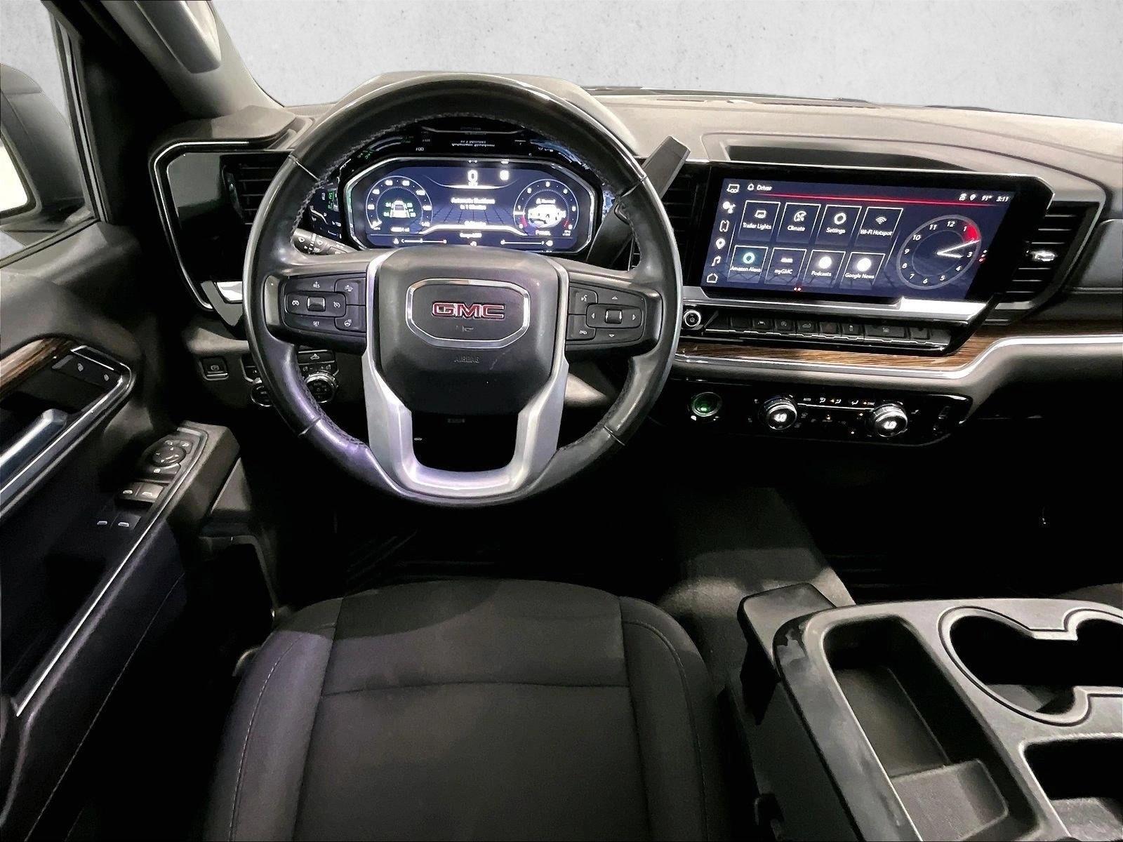Thumbnail: 2023 GMC Sierra 1500 - 3