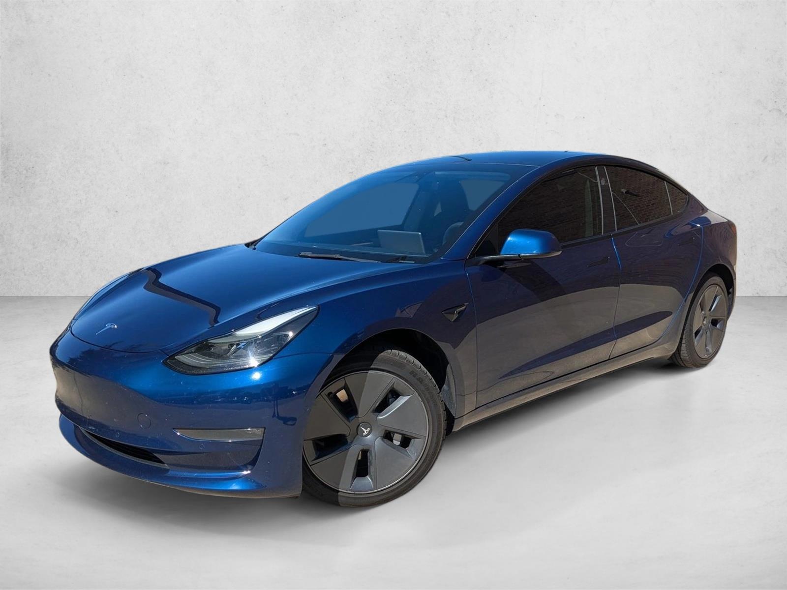 Thumbnail: 2022 Tesla Model 3 - 1