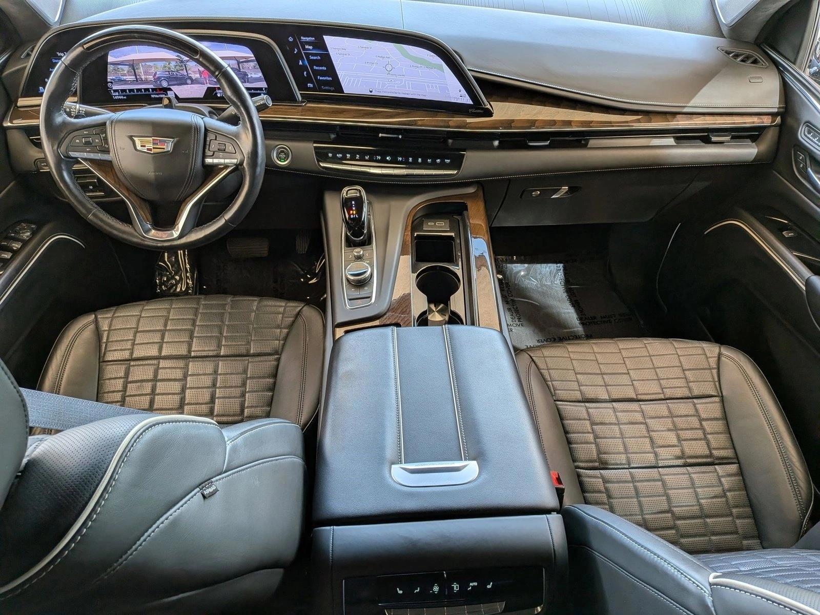 Thumbnail: 2024 Cadillac Escalade - 3