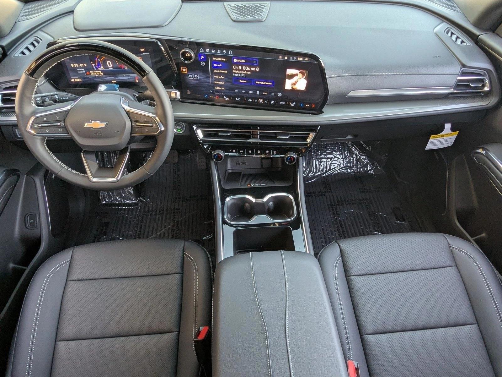 Thumbnail: 2026 Chevrolet Traverse - 4