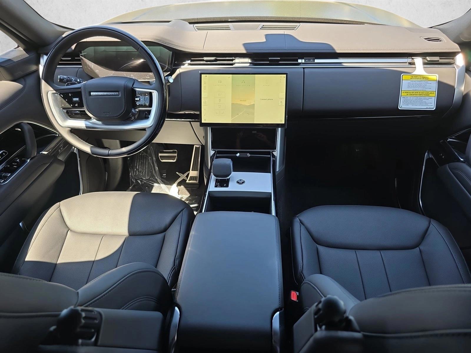 Thumbnail: 2026 Land Rover Range Rover - 3