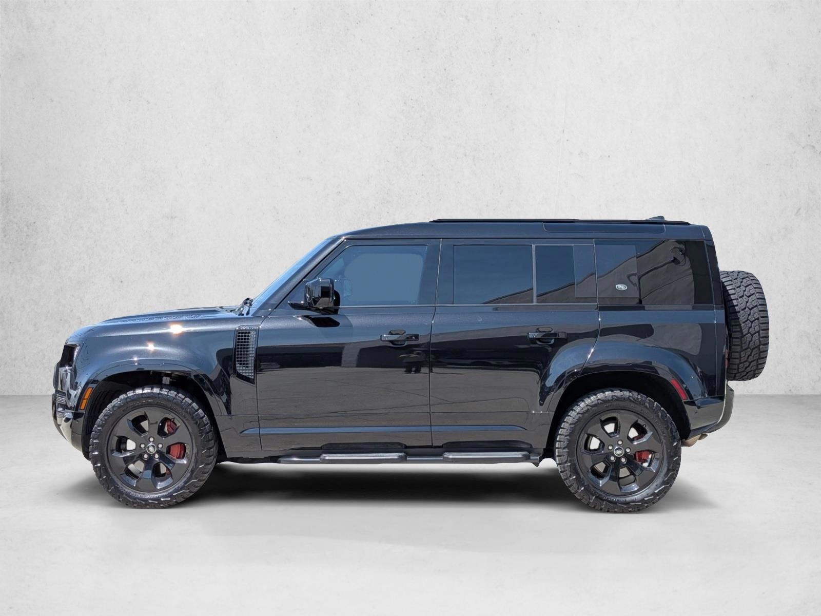 Thumbnail: 2023 Land Rover Defender - 2