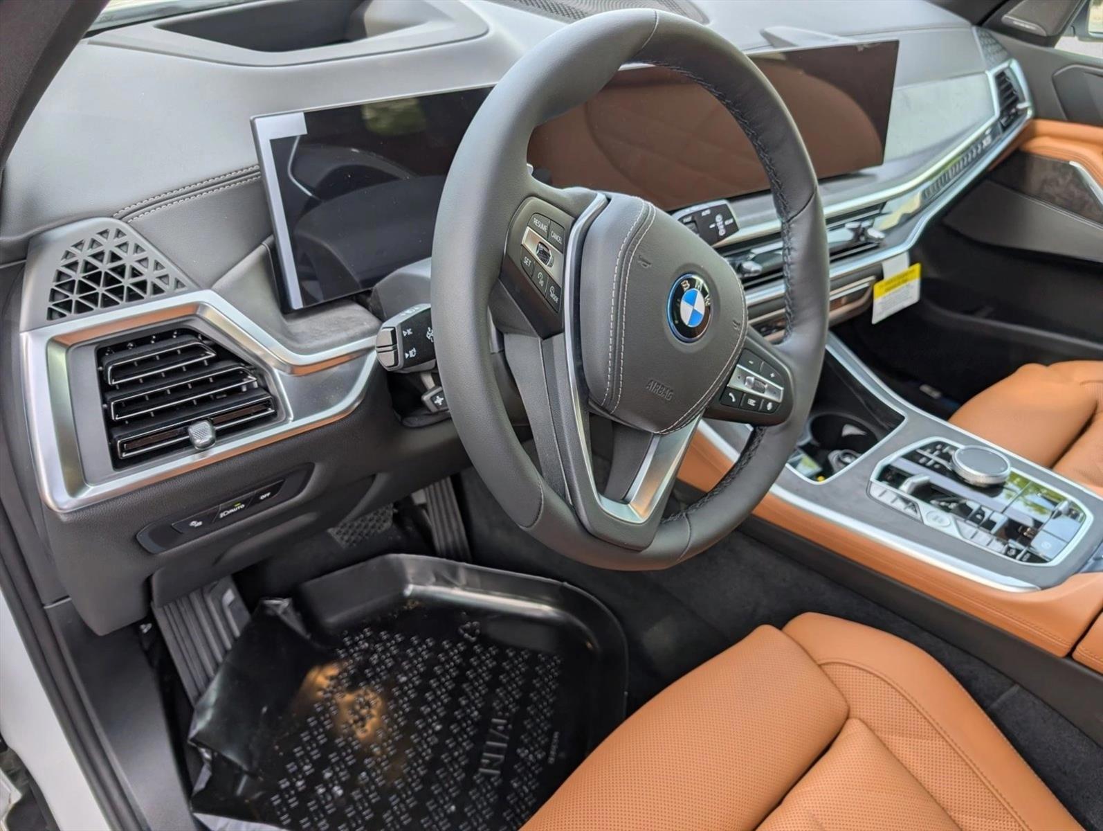 Thumbnail: 2026 BMW X5 - 3
