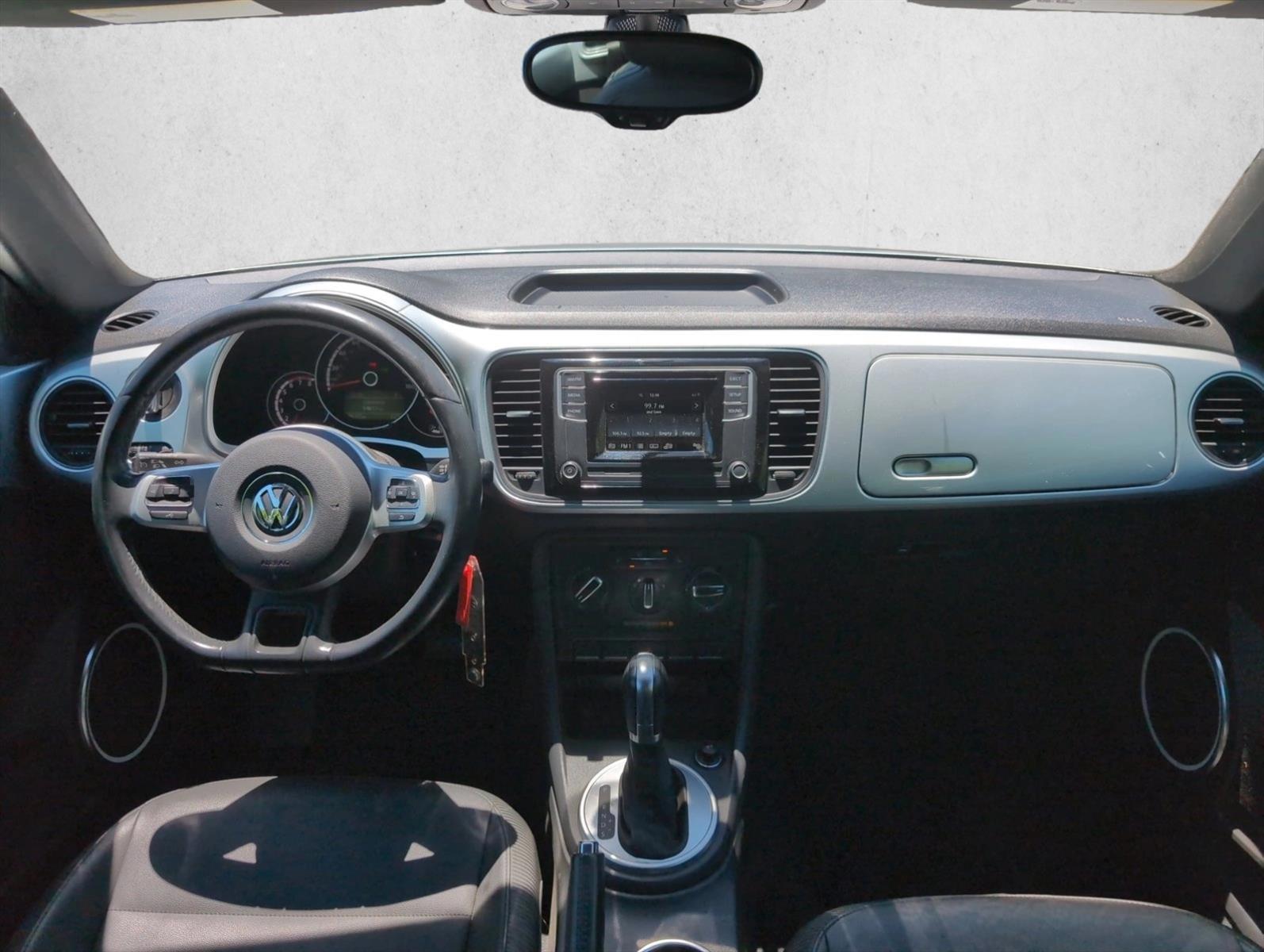 Thumbnail: 2016 Volkswagen Beetle - 3