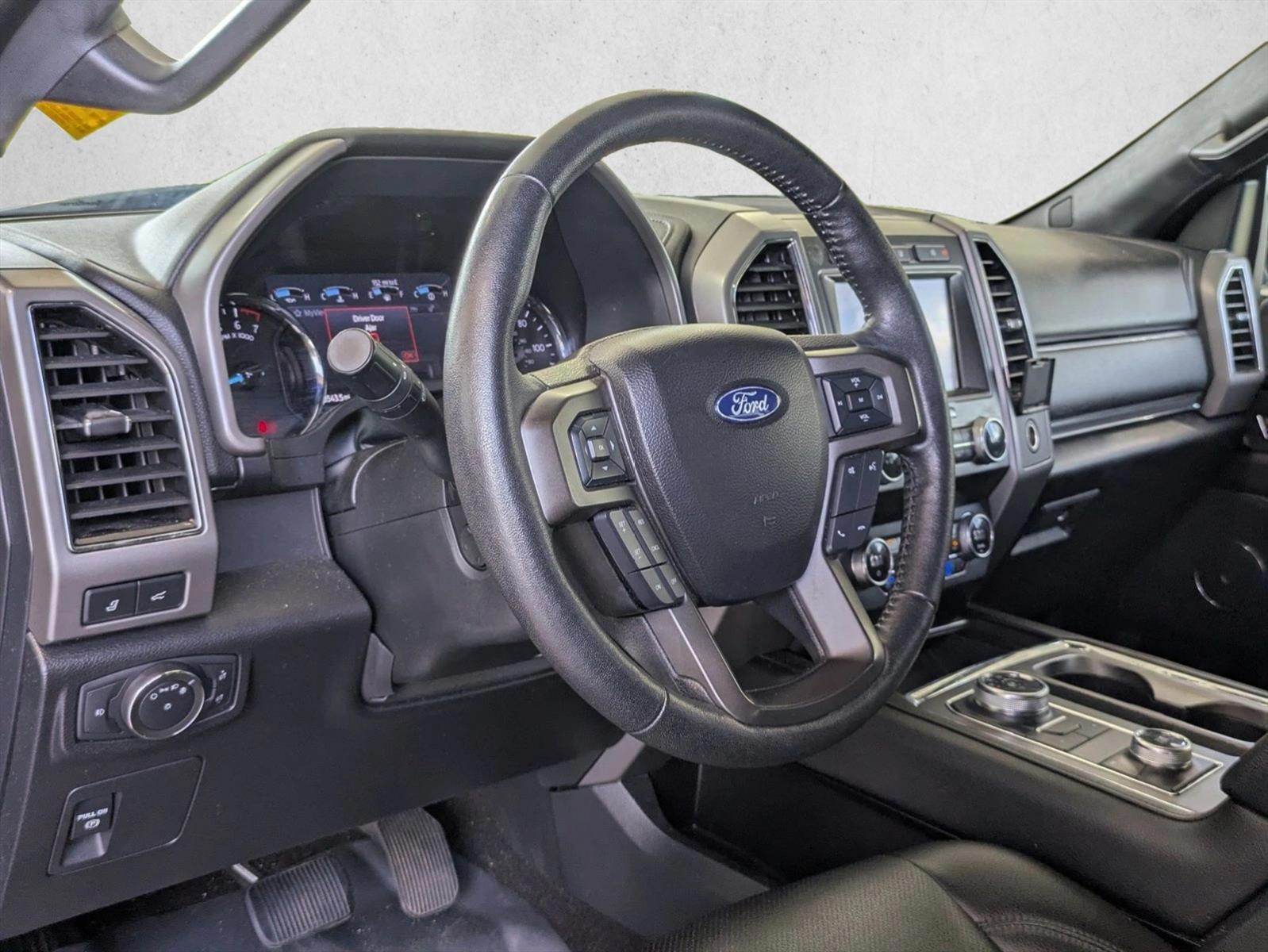 Thumbnail: 2020 Ford Expedition MAX - 3