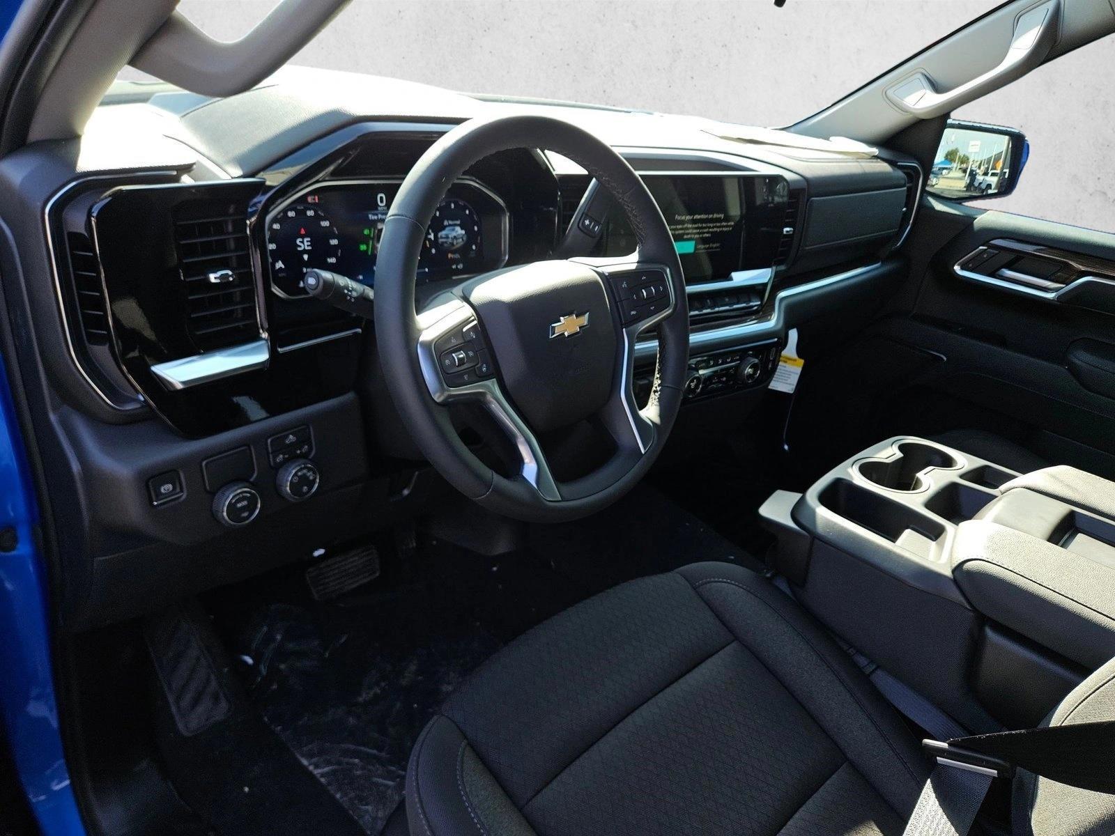 Thumbnail: 2026 Chevrolet Silverado 1500 - 3