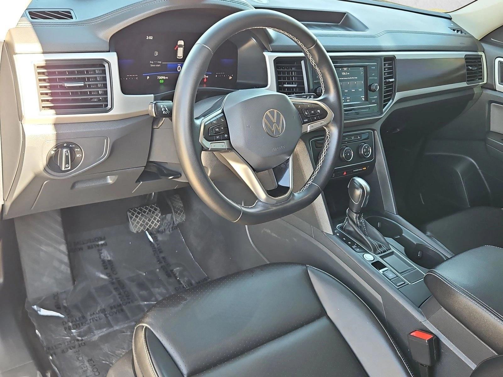 Thumbnail: 2022 Volkswagen Atlas - 3