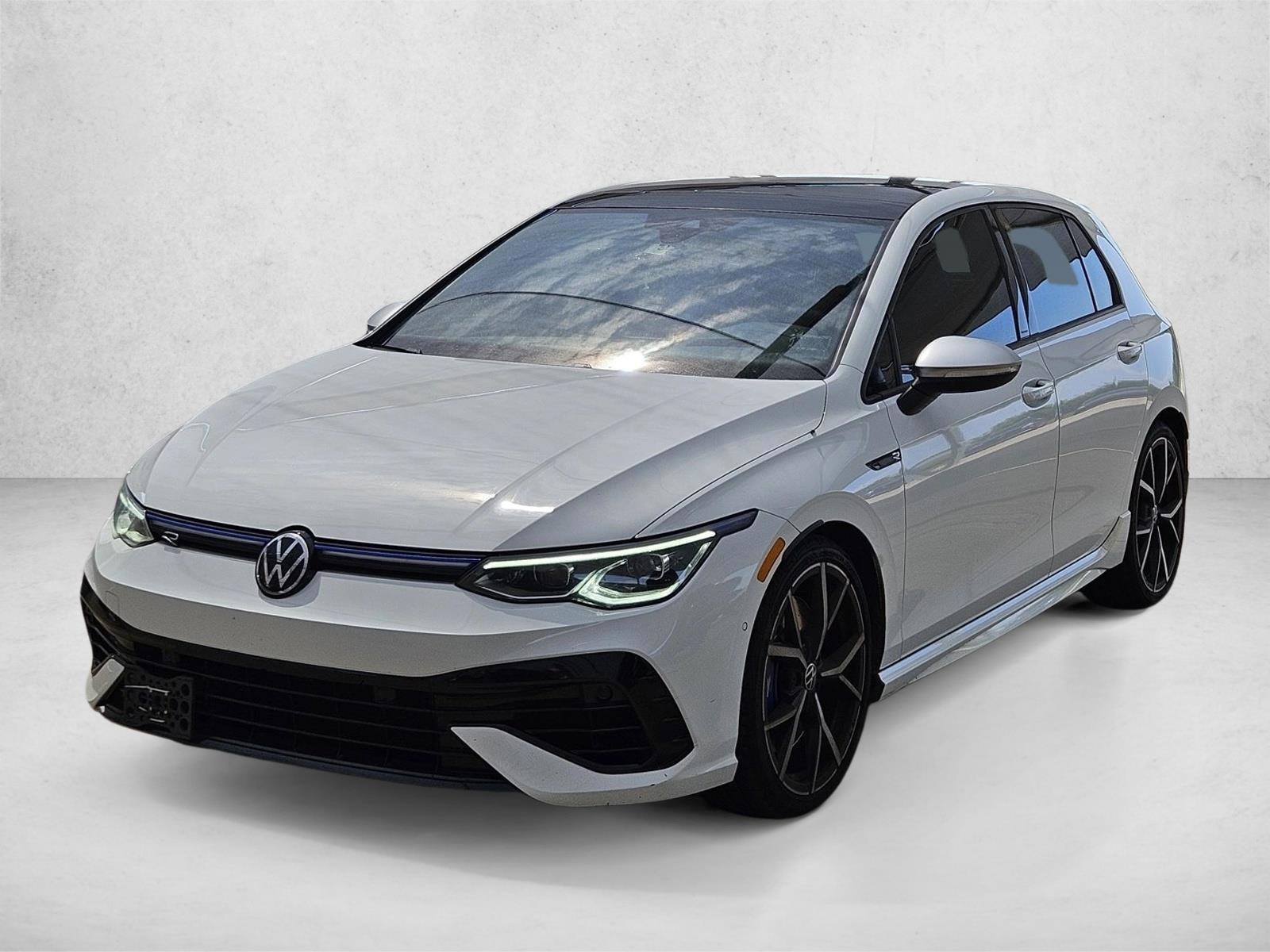 Thumbnail: 2022 Volkswagen Golf - 1