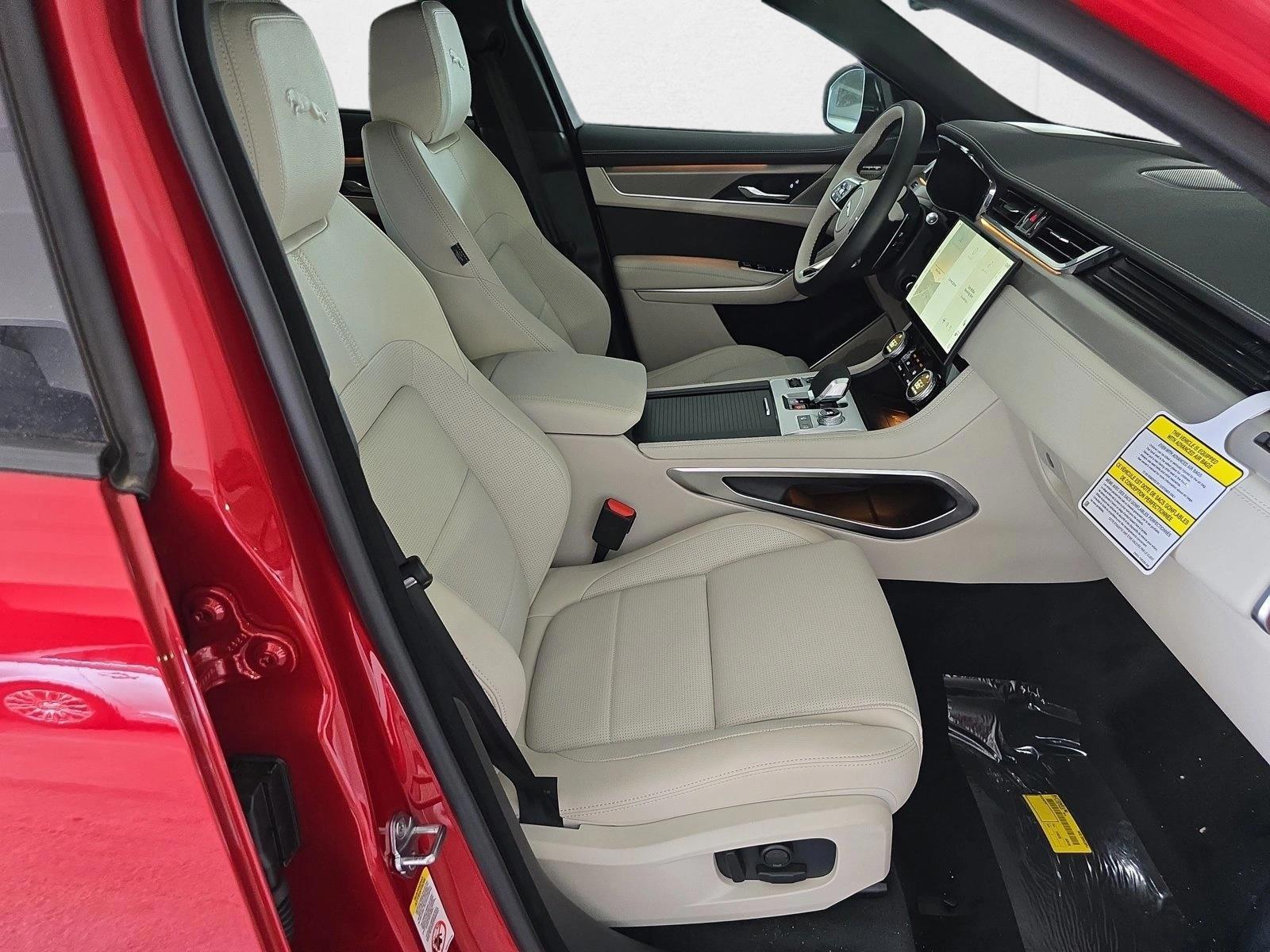 2026 Jaguar F-Pace R-Dynamic S - Photo 7