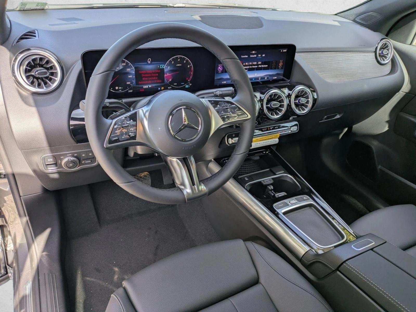 Thumbnail: 2026 Mercedes-Benz GLA - 3