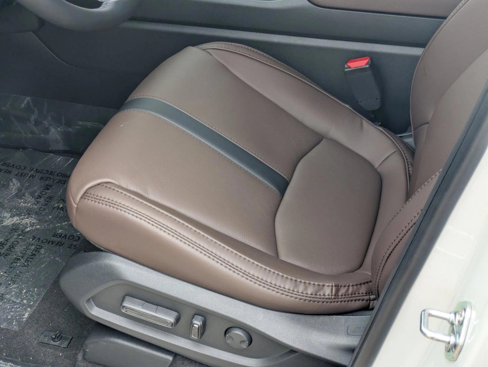 Thumbnail: 2026 Honda Pilot - 5