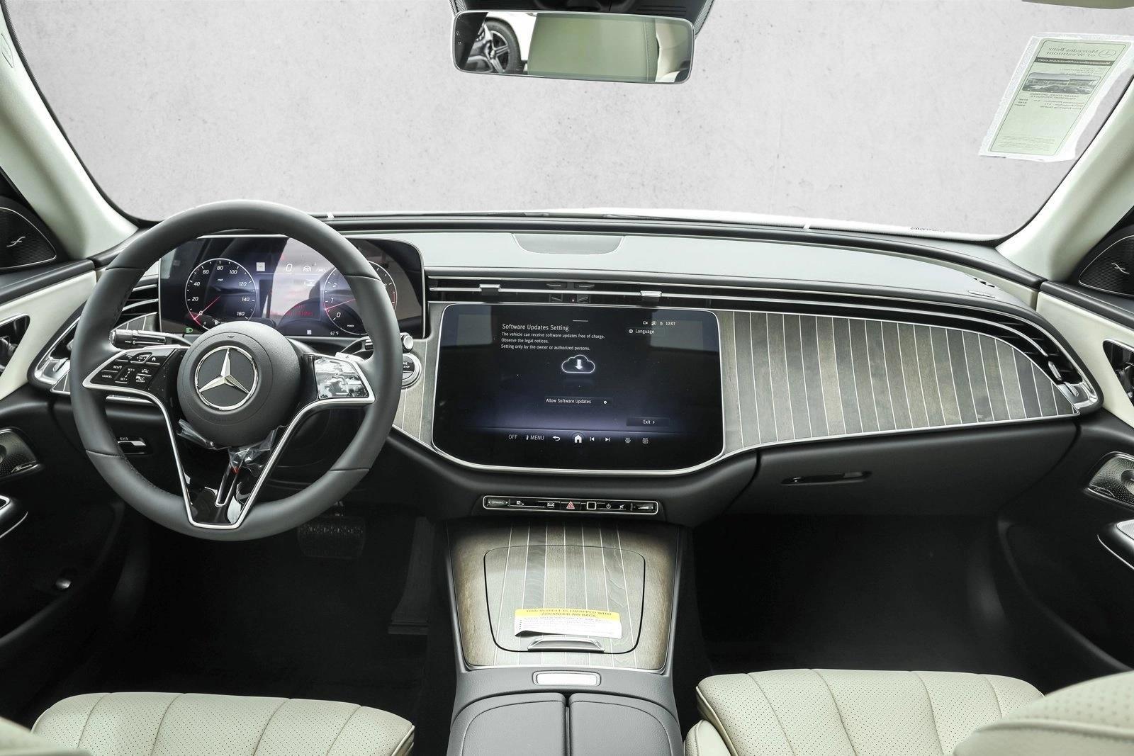 Thumbnail: 2027 Mercedes-Benz E-Class - 4