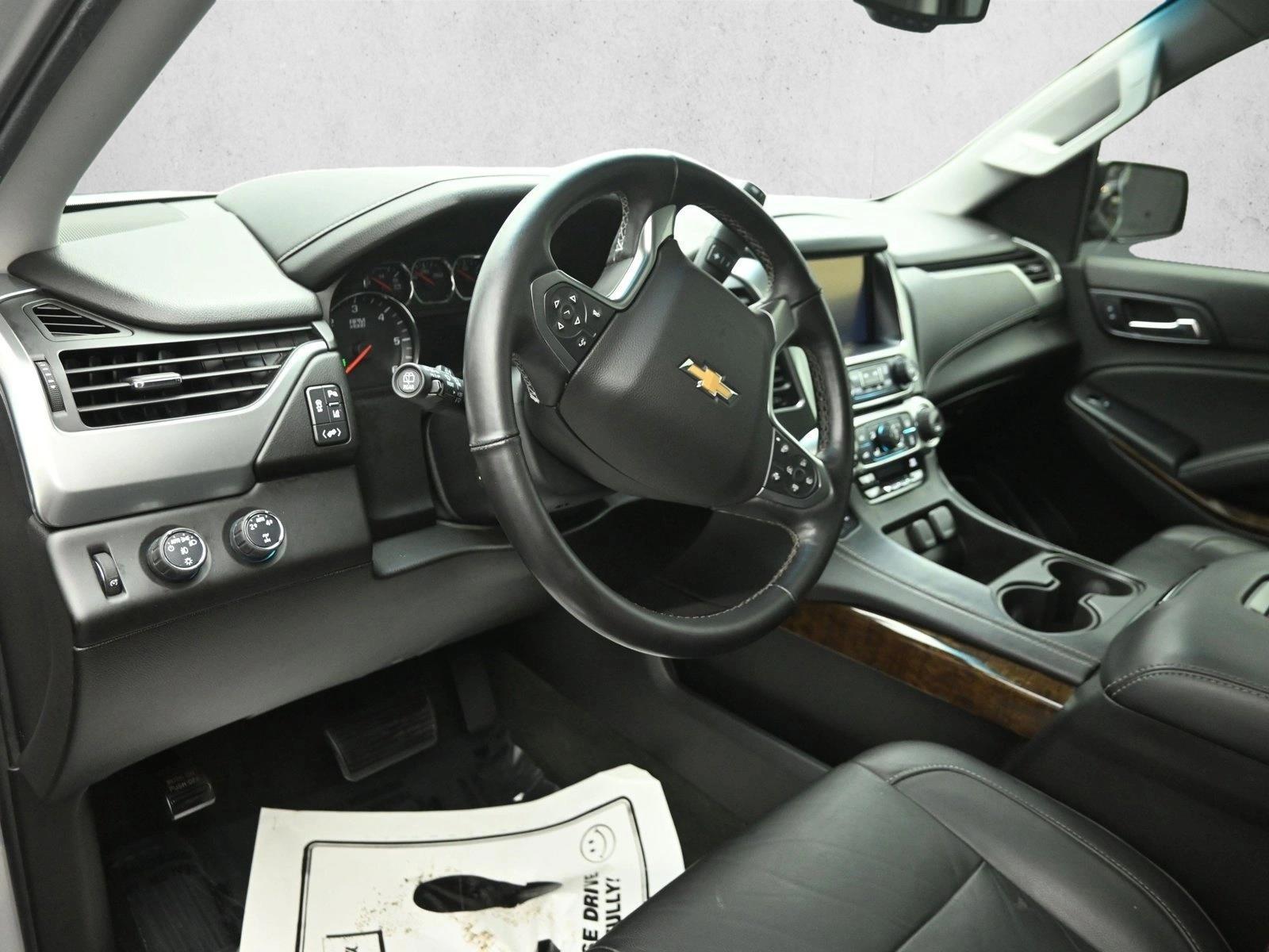 Thumbnail: 2015 Chevrolet Tahoe - 3