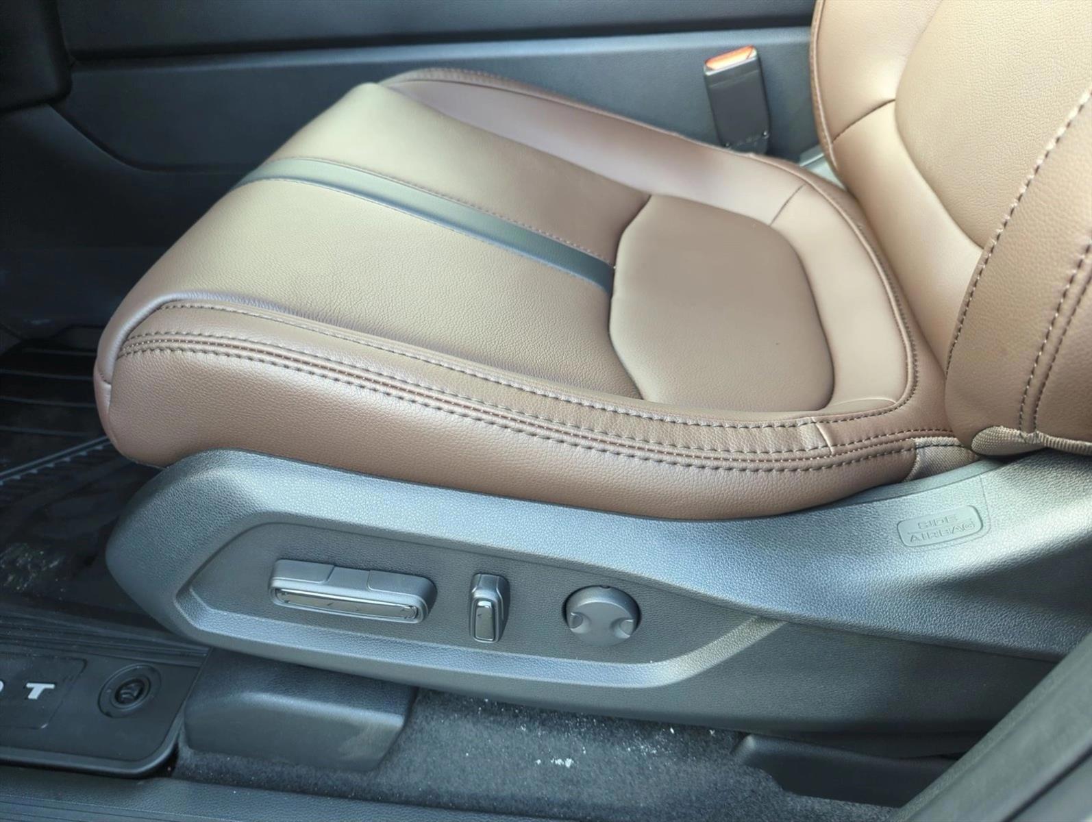 Thumbnail: 2026 Honda Pilot - 5