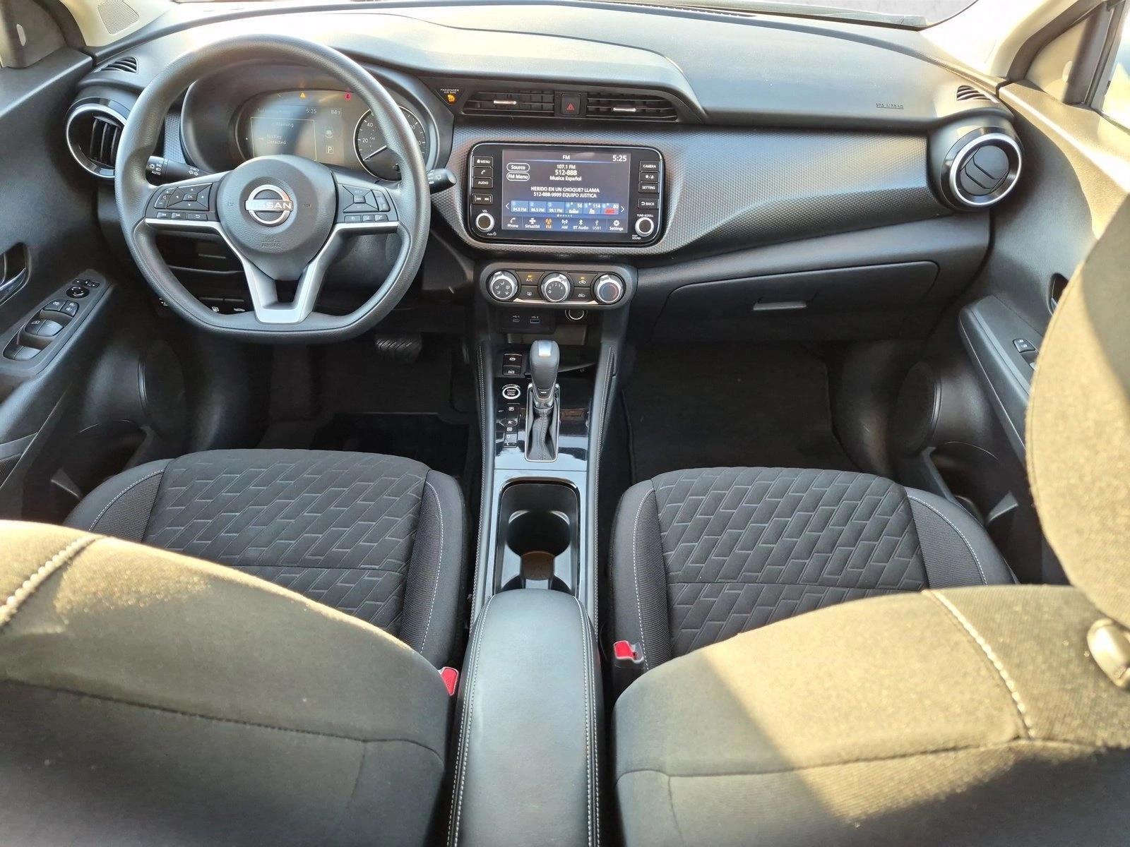 Thumbnail: 2023 Nissan Kicks - 3