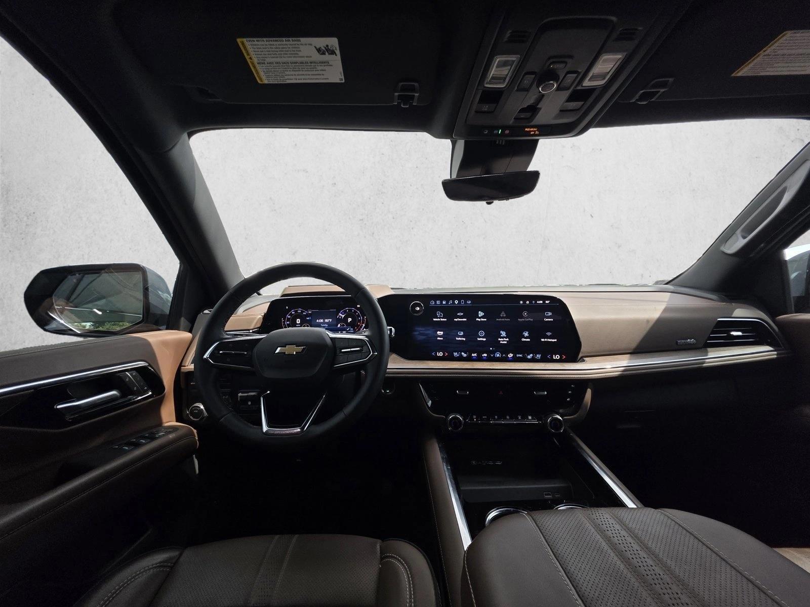 Thumbnail: 2025 Chevrolet Suburban - 3