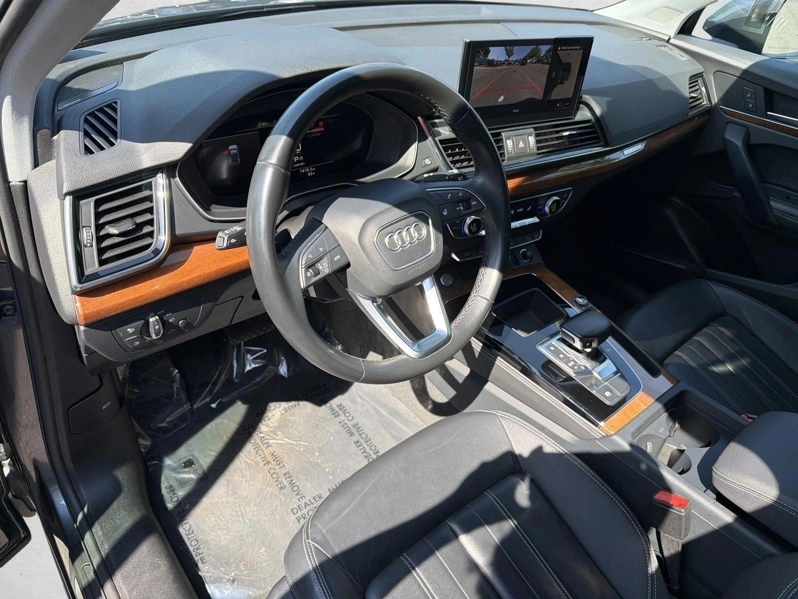 Thumbnail: 2023 Audi Q5 - 3
