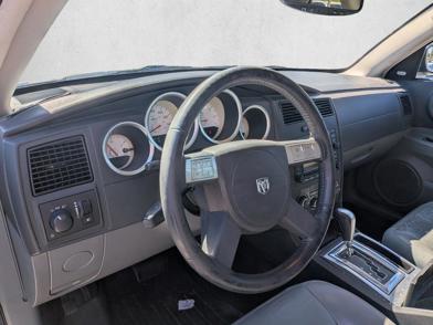 2005 Dodge Magnum