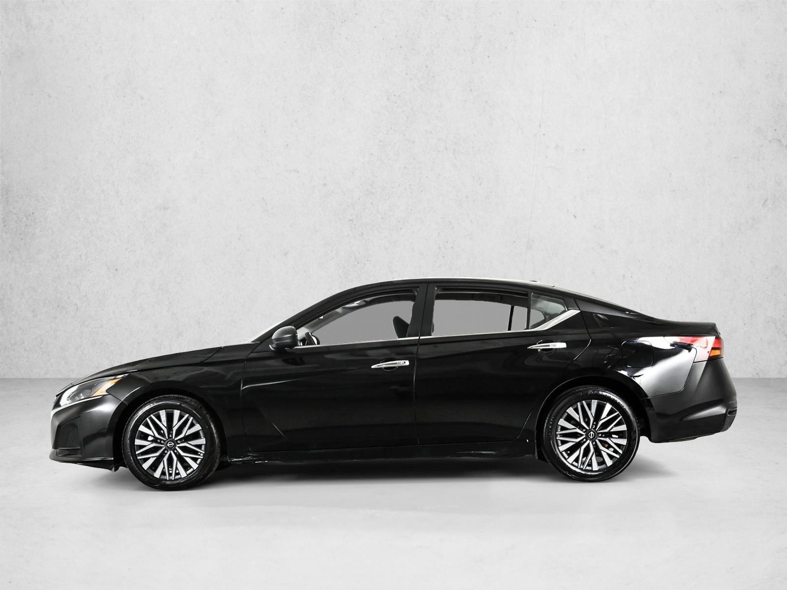Thumbnail: 2024 Nissan Altima - 2