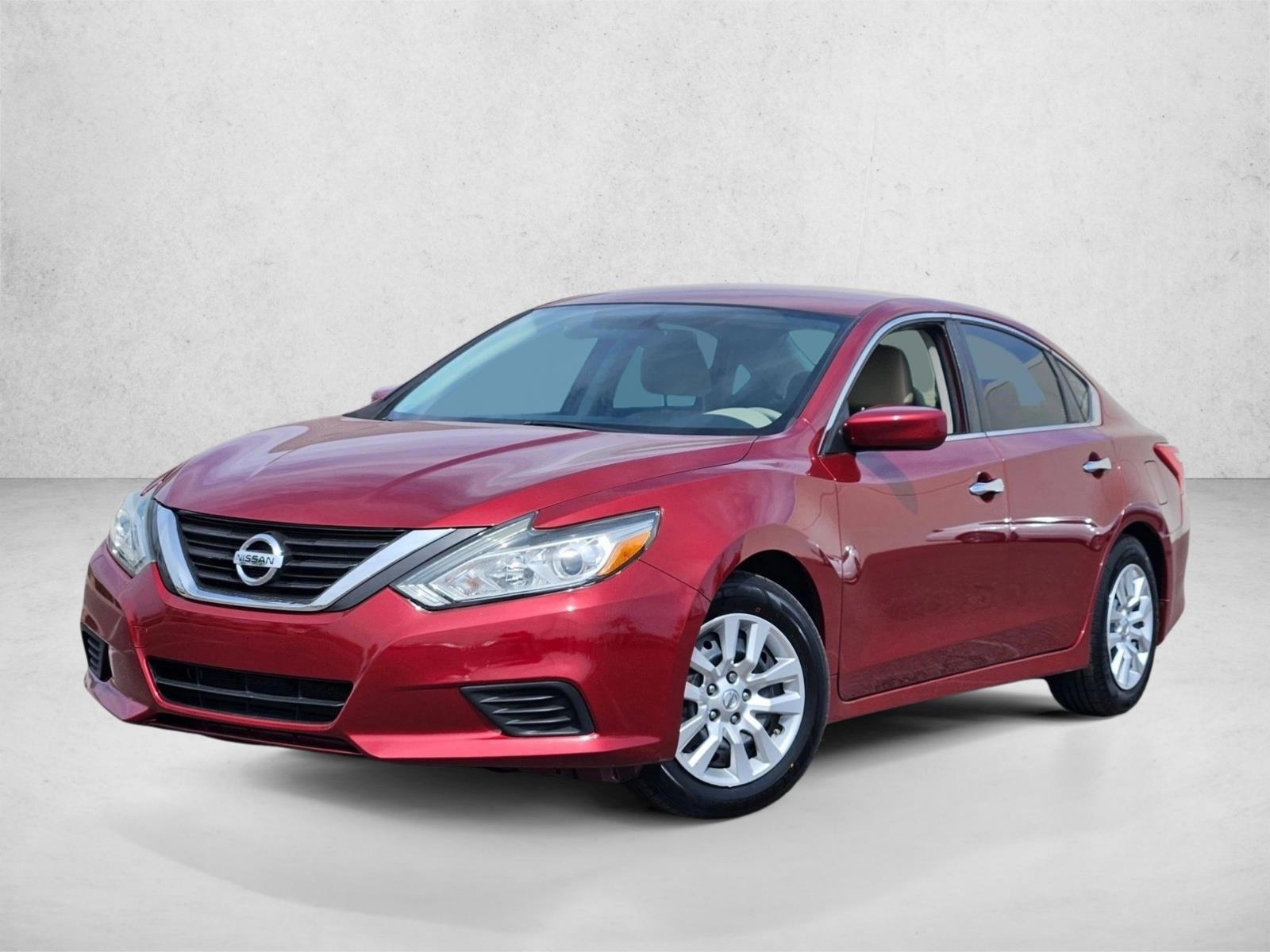 Thumbnail: 2016 Nissan Altima - 1