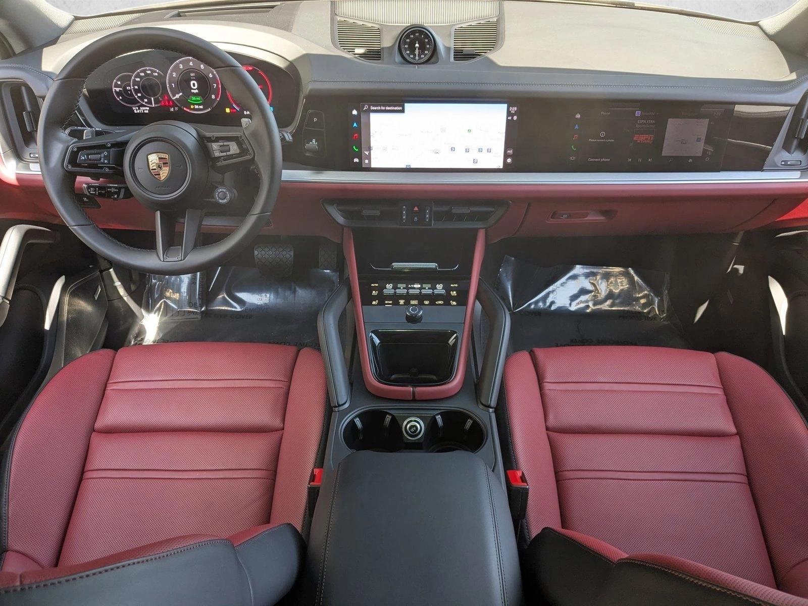 Thumbnail: 2026 Porsche Cayenne - 3
