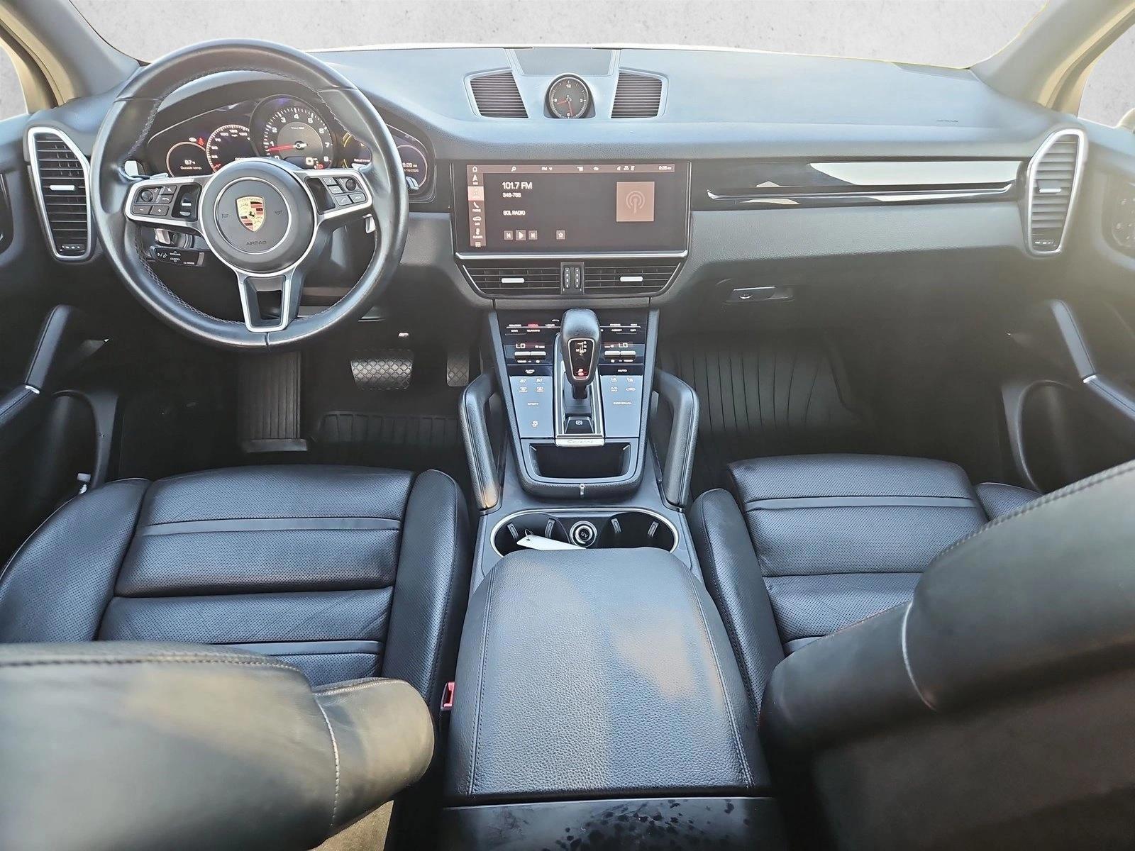 Thumbnail: 2021 Porsche Cayenne - 4