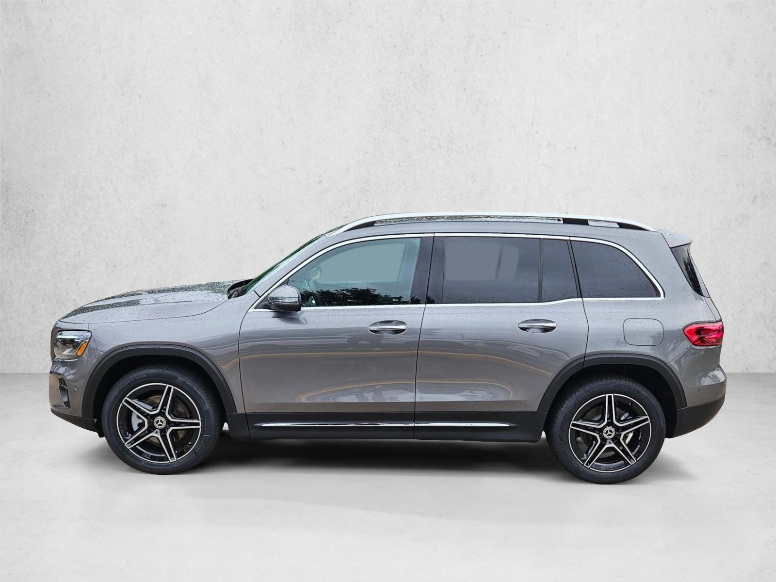Thumbnail: 2026 Mercedes-Benz GLB - 2