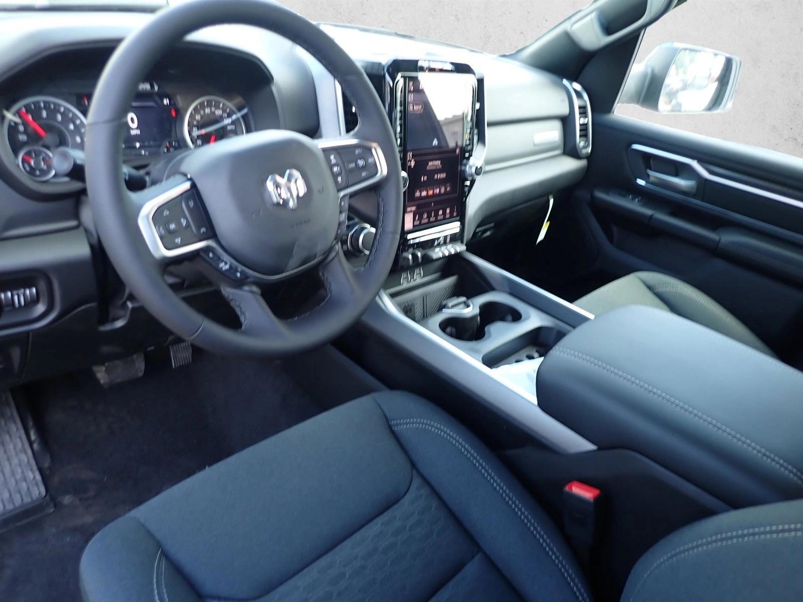 Thumbnail: 2026 RAM 1500 - 3