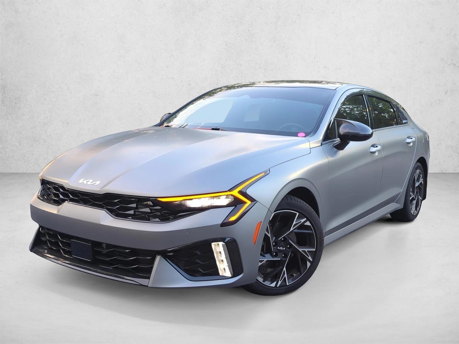 Thumbnail: 2025 Kia K5 - 1