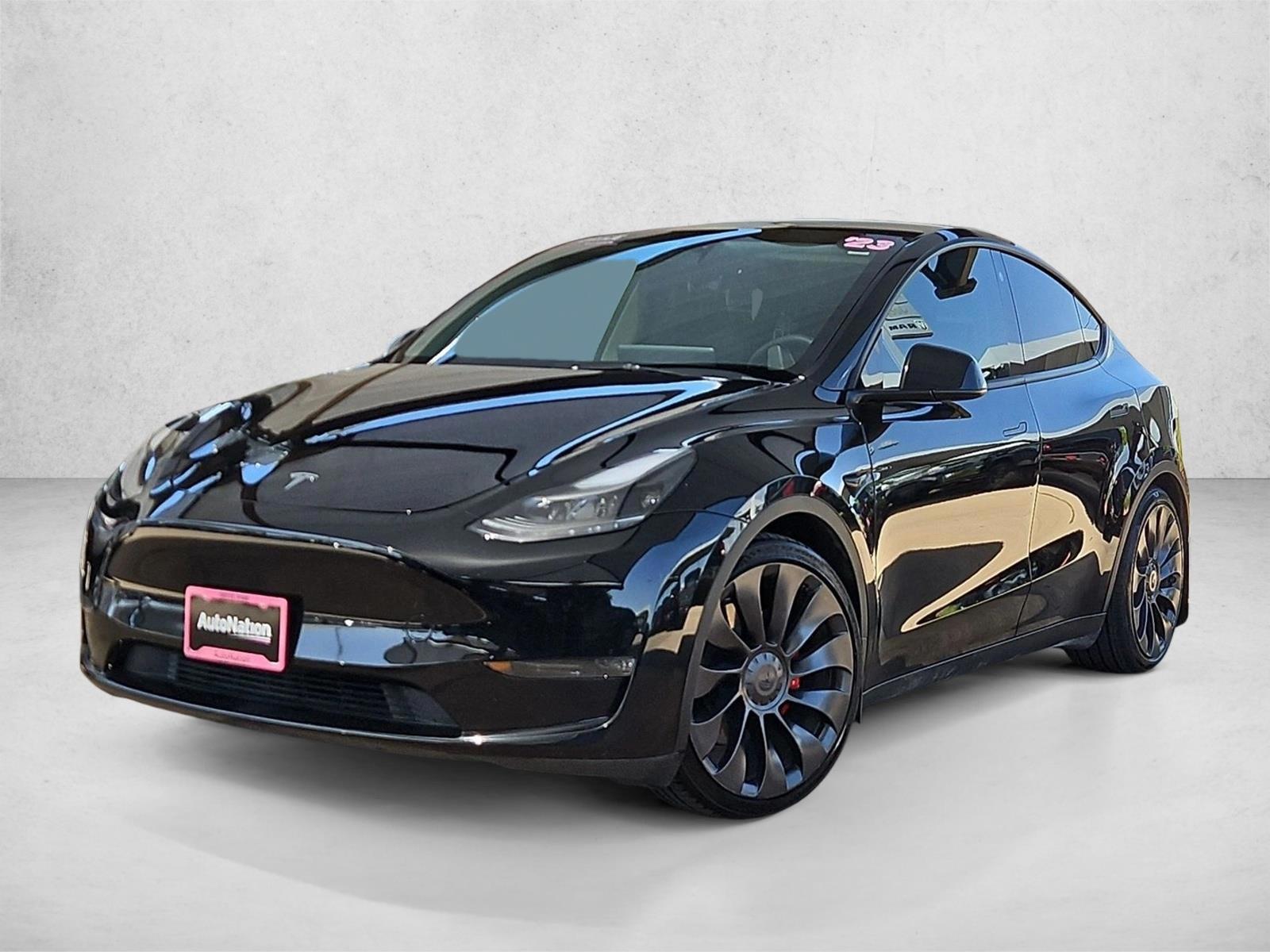 Thumbnail: 2023 Tesla Model Y - 1