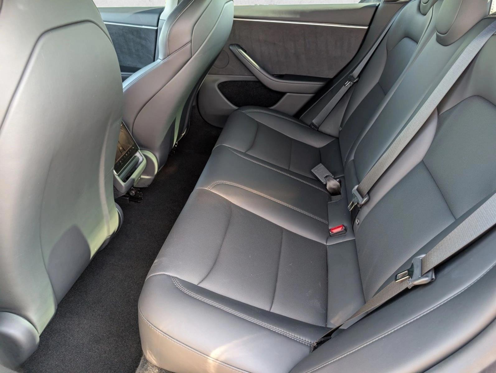 2025 Tesla Model 3 Performance - Photo 21