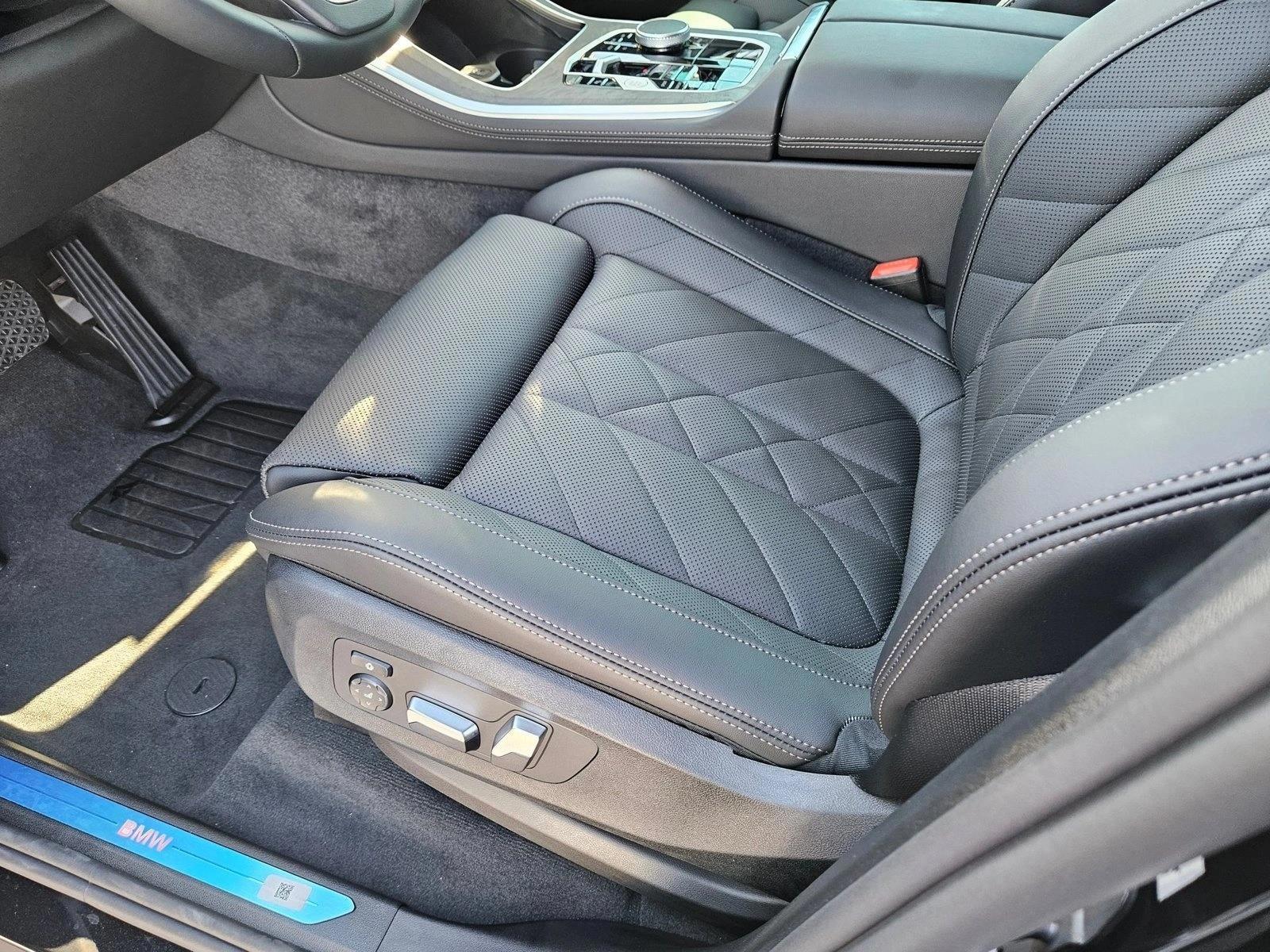 Thumbnail: 2026 BMW X5 - 4