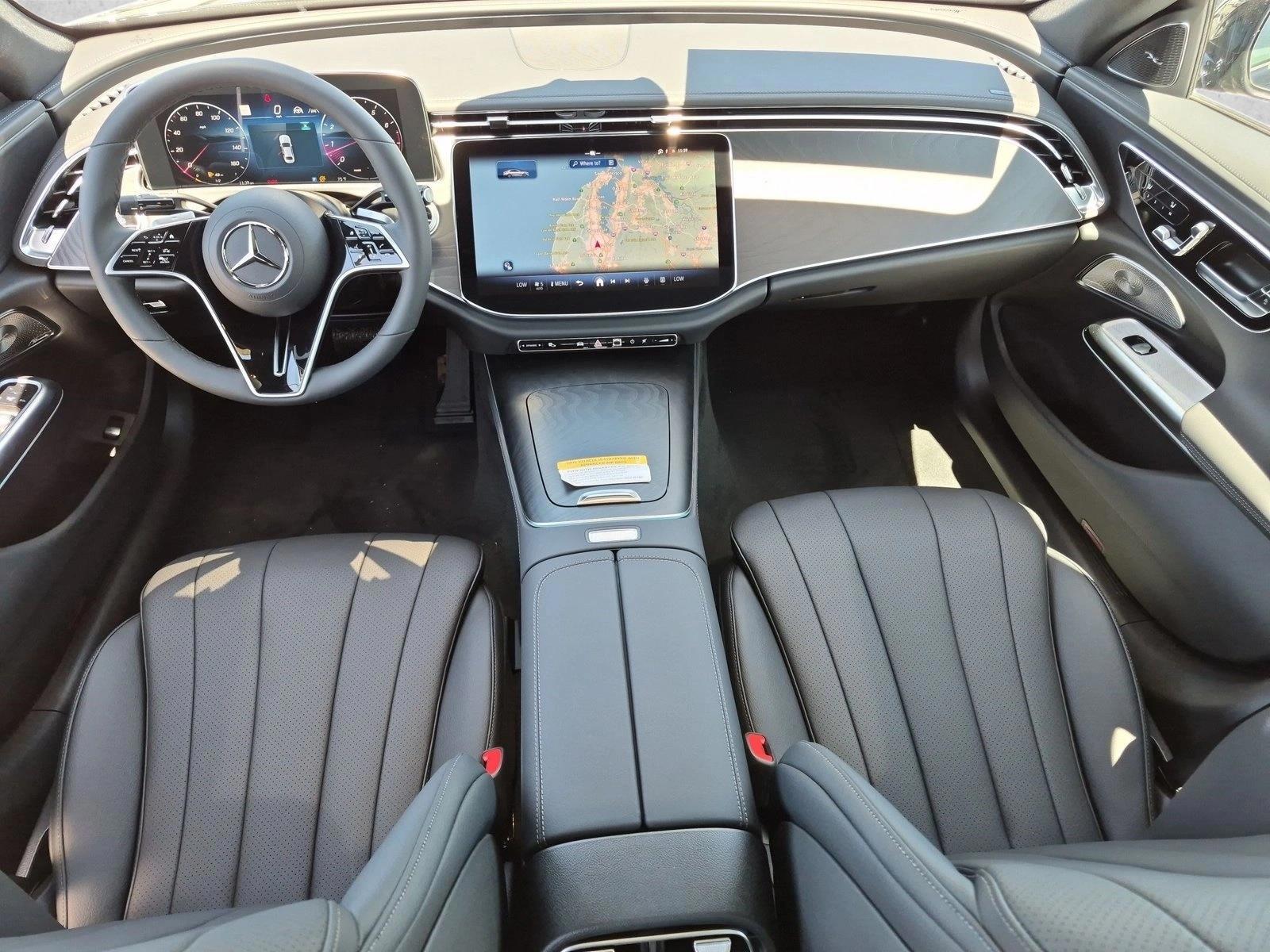Thumbnail: 2026 Mercedes-Benz E-Class - 4