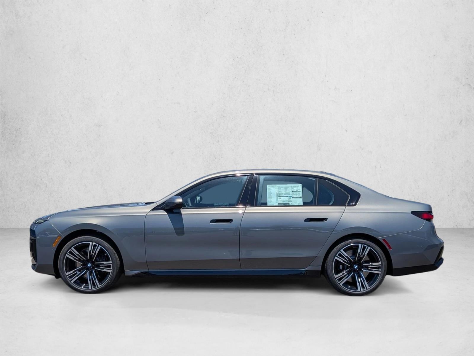 Thumbnail: 2026 BMW 7 Series - 2
