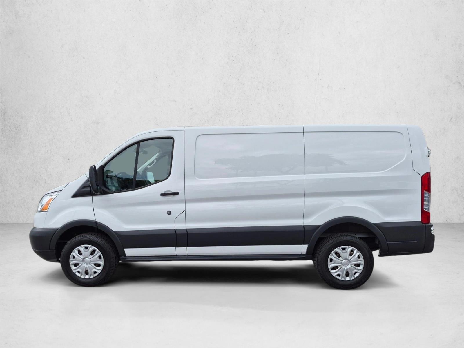 Thumbnail: 2018 Ford Transit Series - 2