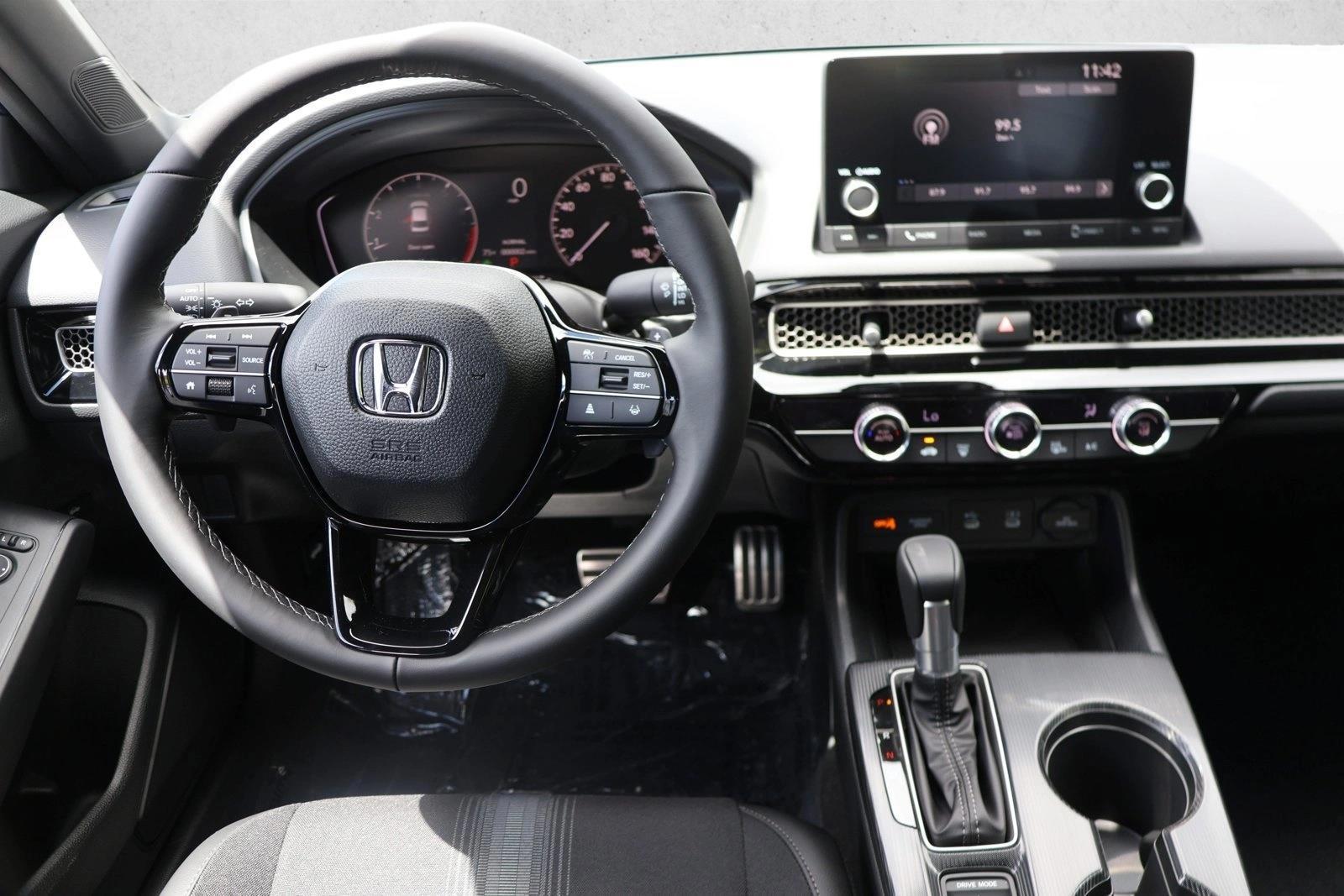 Thumbnail: 2026 Honda Civic - 4