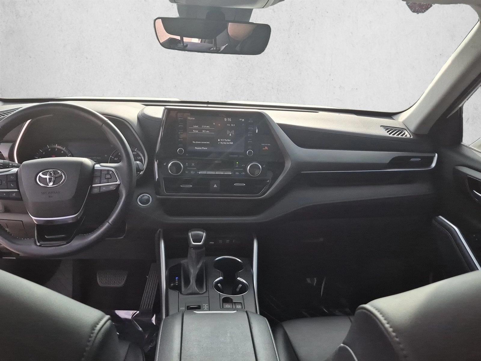 Thumbnail: 2020 Toyota Highlander - 3