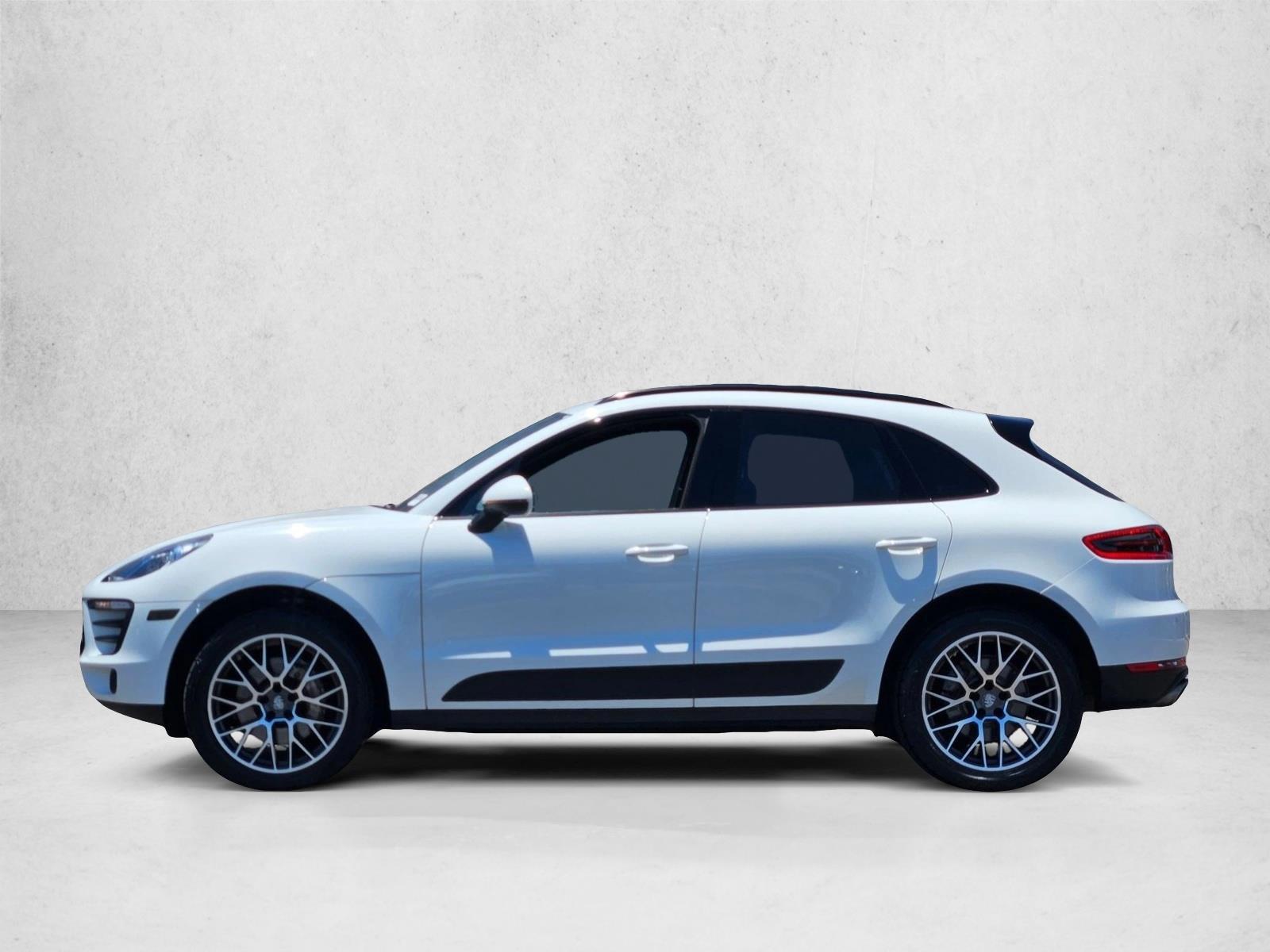 Thumbnail: 2017 Porsche Macan - 2
