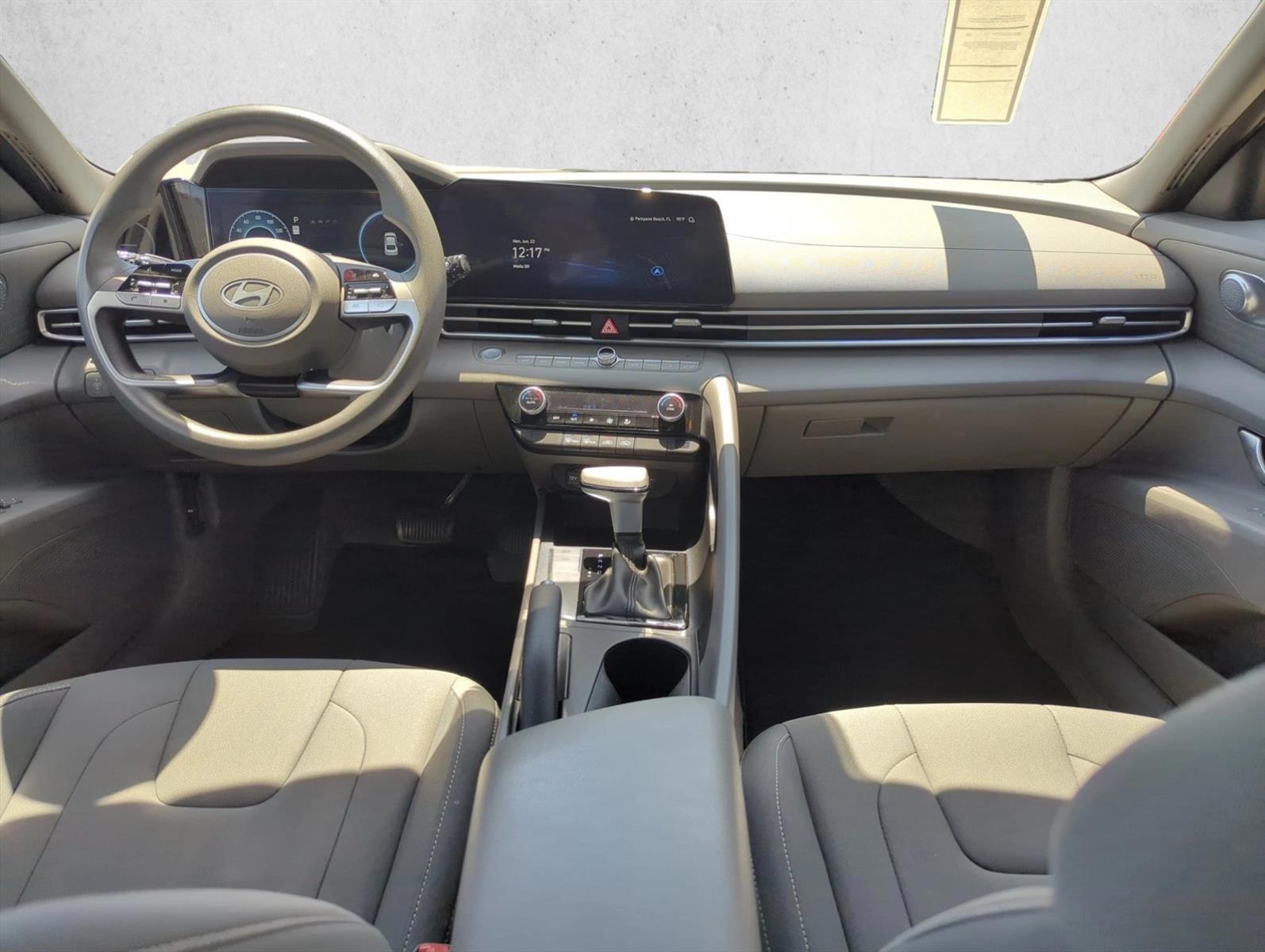 Thumbnail: 2024 Hyundai Elantra - 2