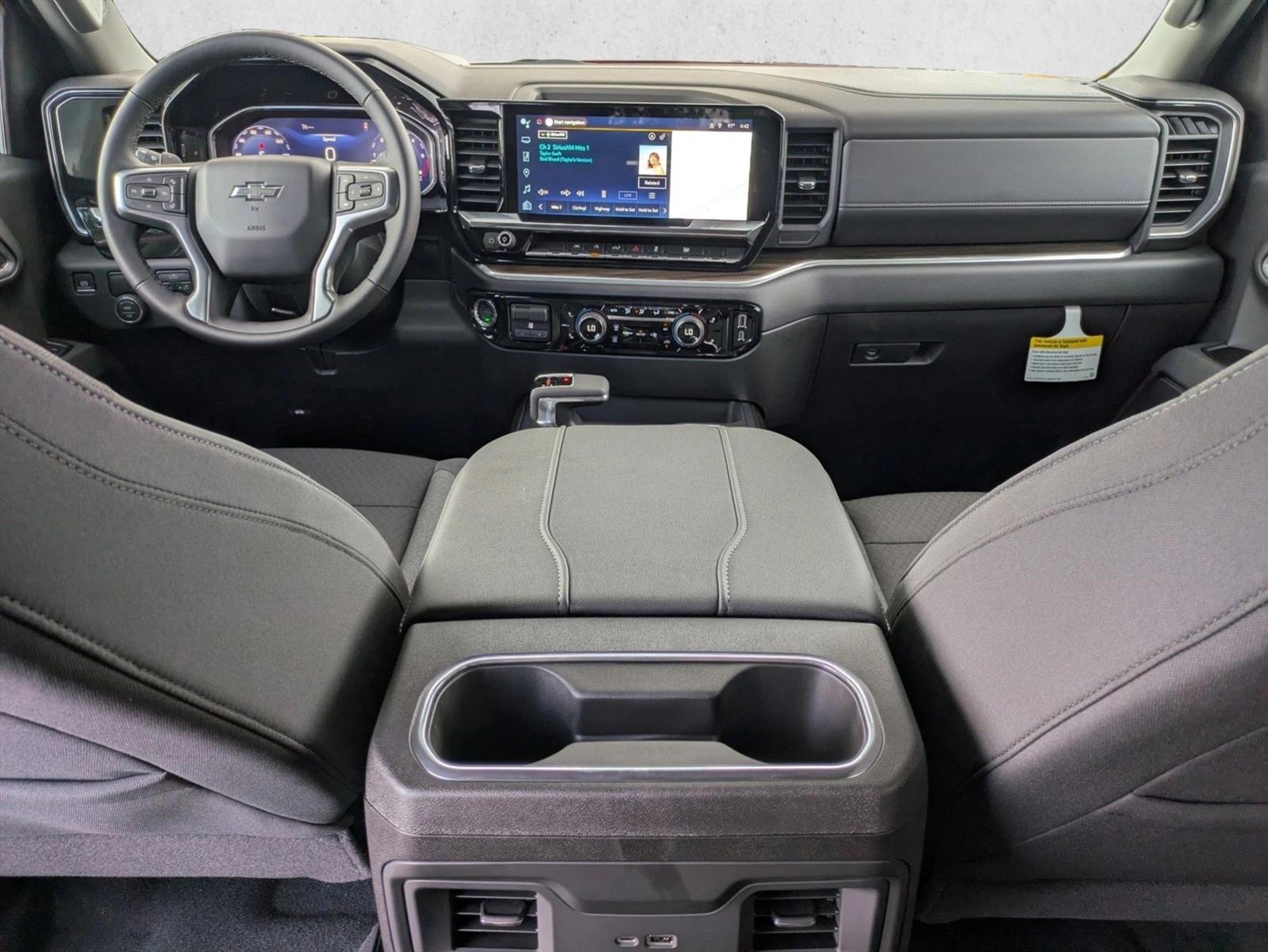 Thumbnail: 2026 Chevrolet Silverado 1500 - 3
