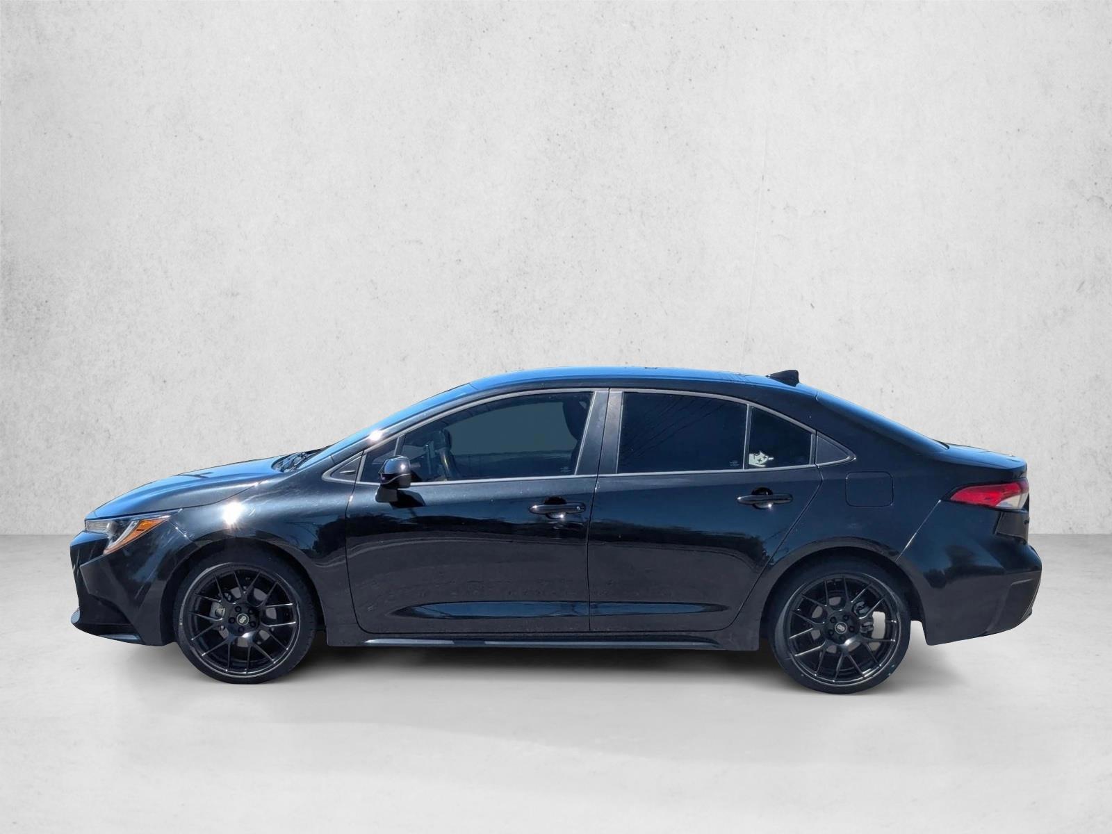Thumbnail: 2021 Toyota Corolla - 2