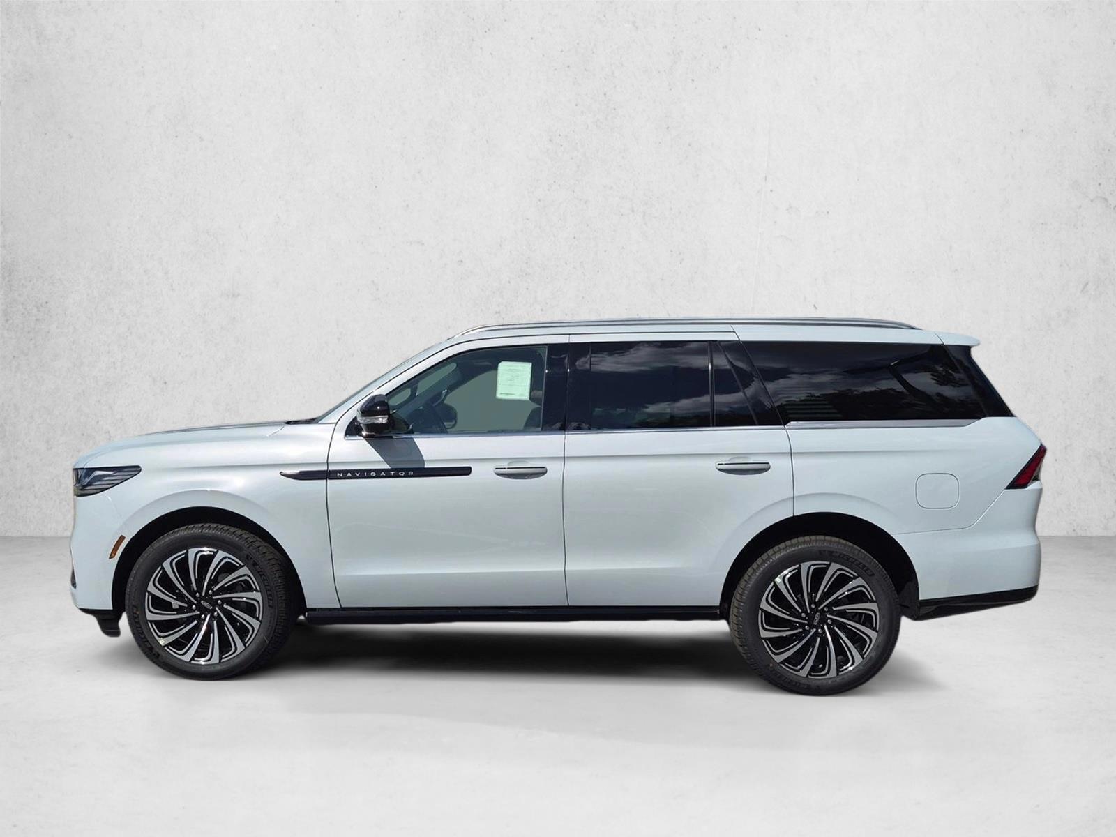 Thumbnail: 2026 Lincoln Navigator - 2