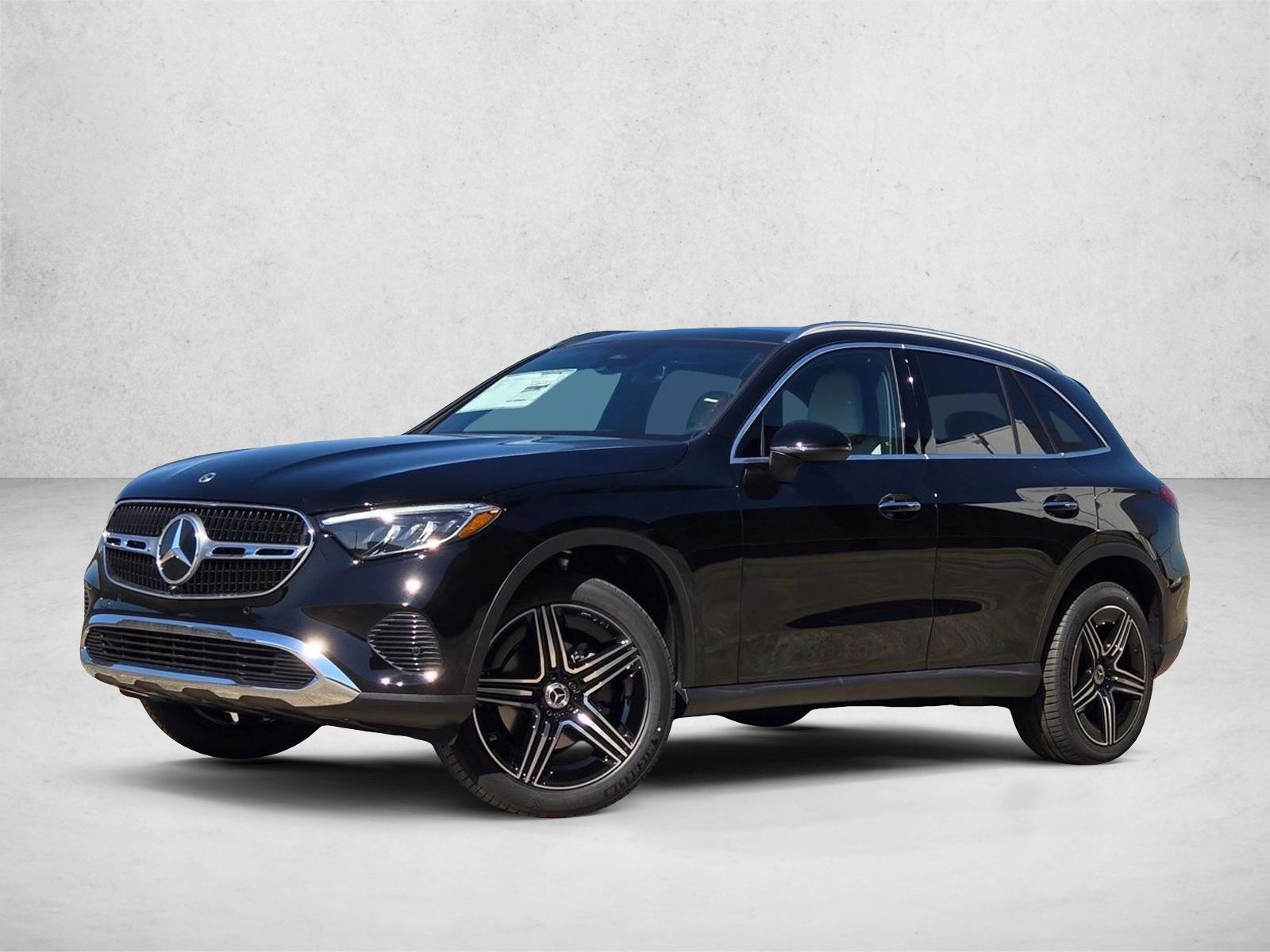 2026 Mercedes-Benz GLC GLC 300's photo